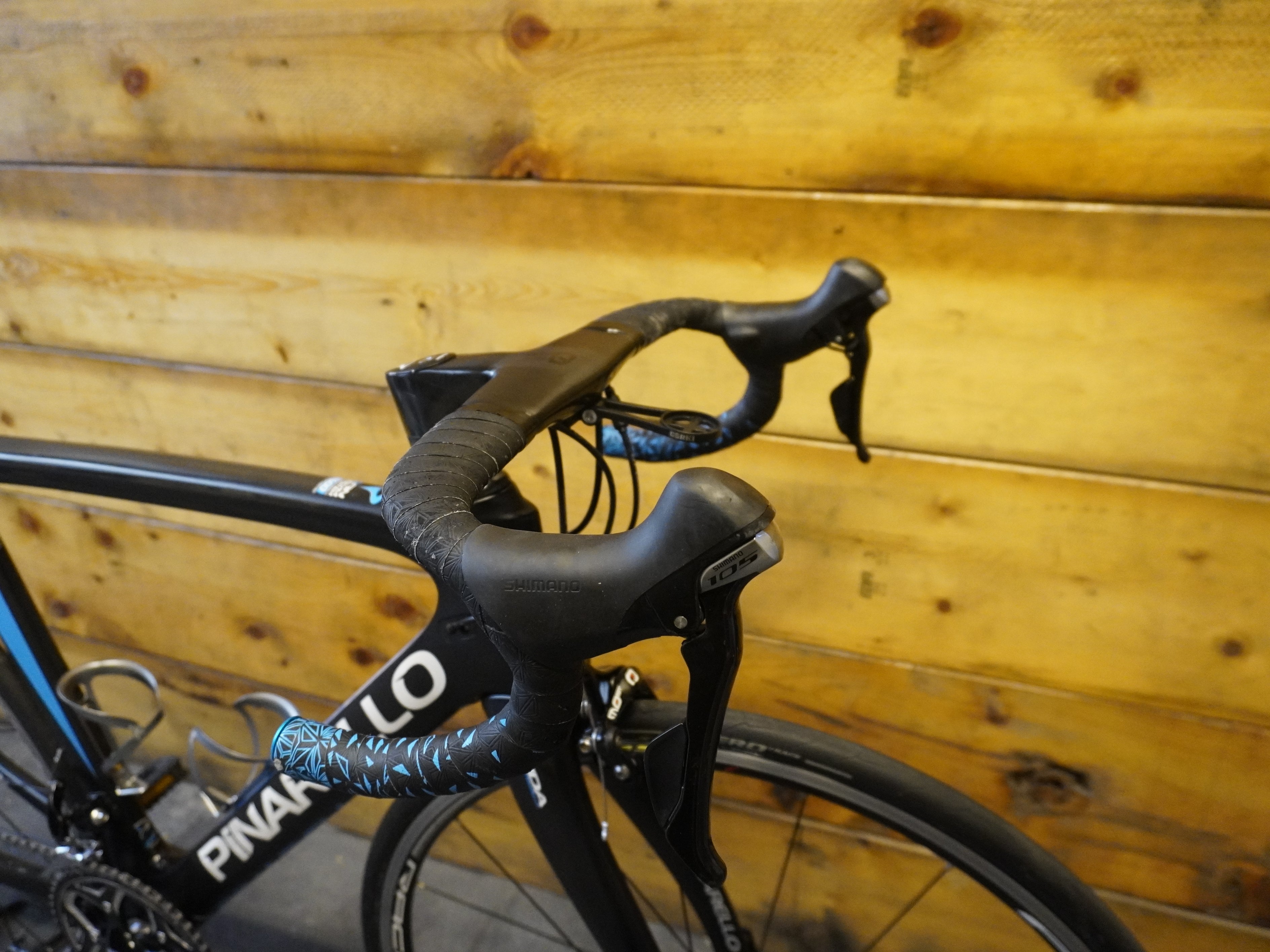 RENT Pinarello Gan Road Bike