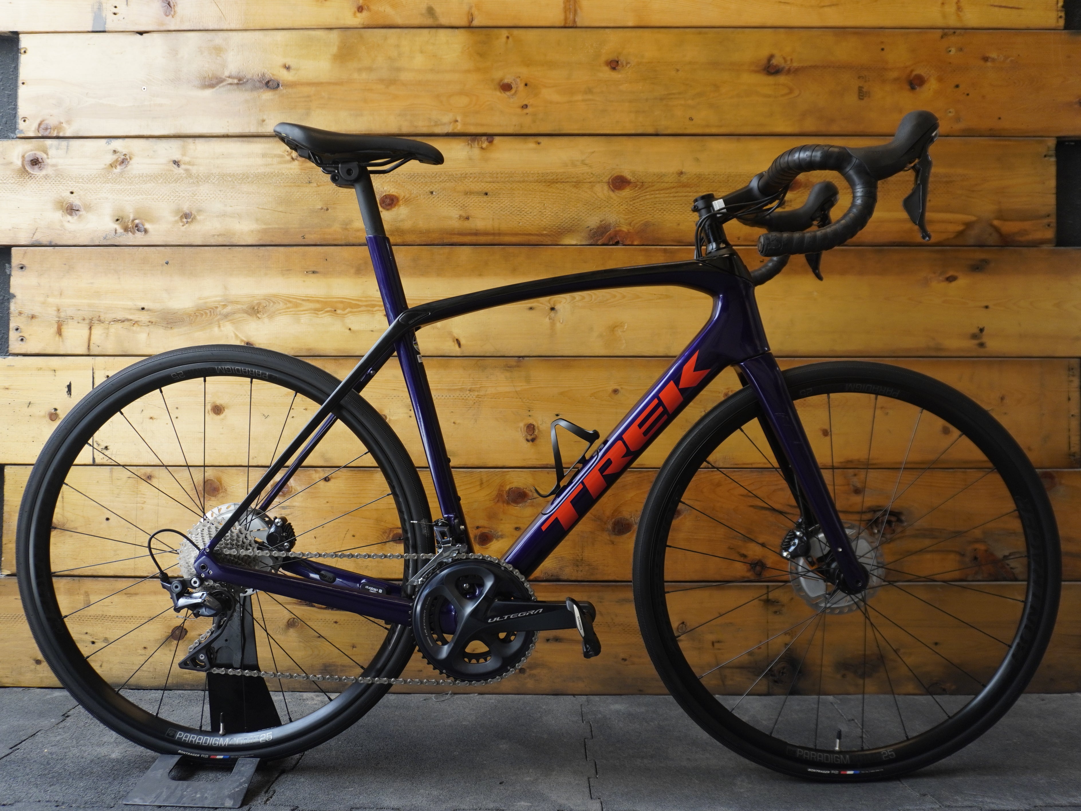 RENT Trek Domane Sl 6 Road Bike
