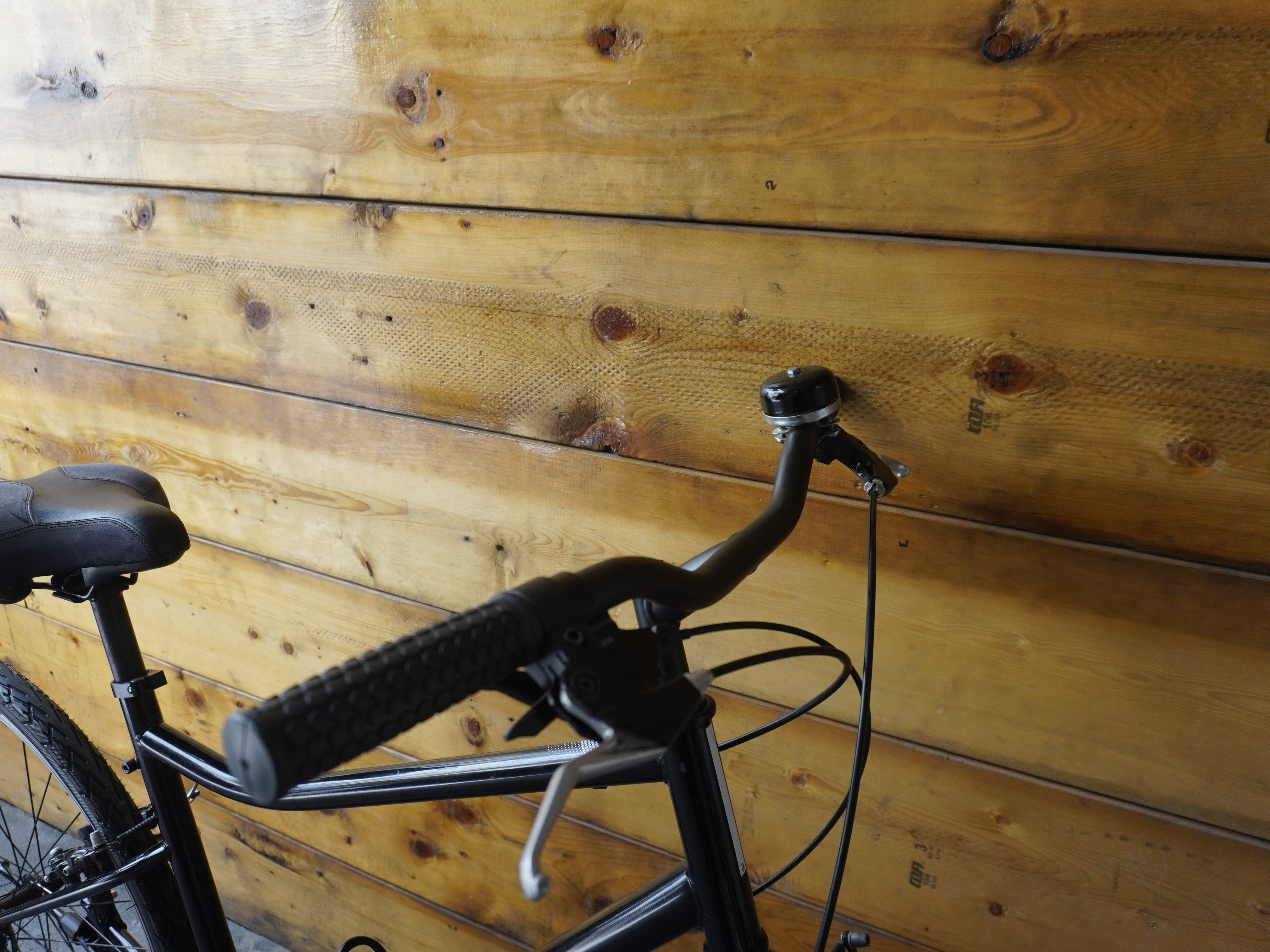 Decathlon Riverside Hybrid Bike