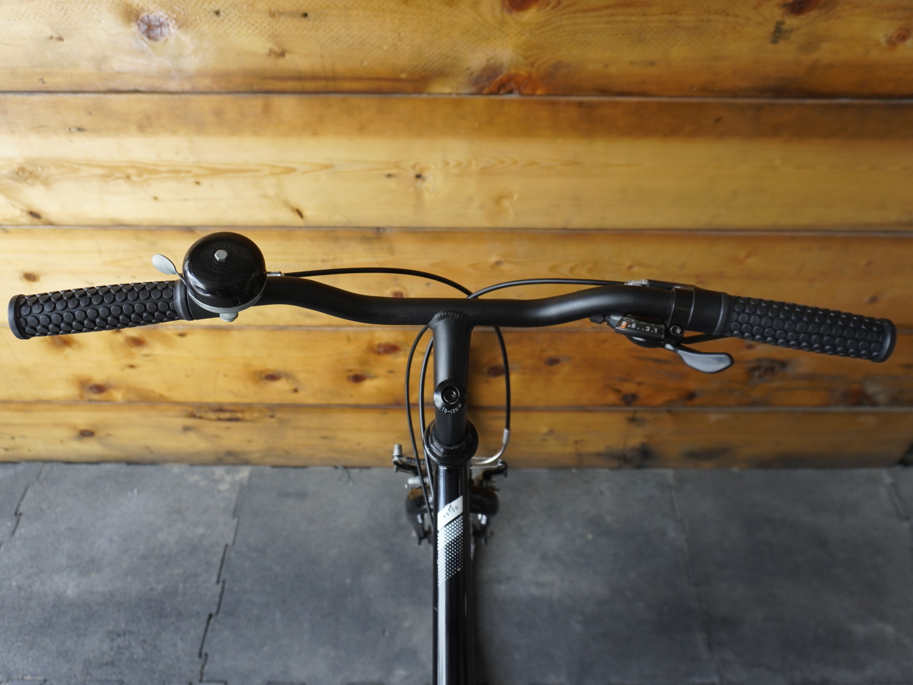 Decathlon Riverside Hybrid Bike