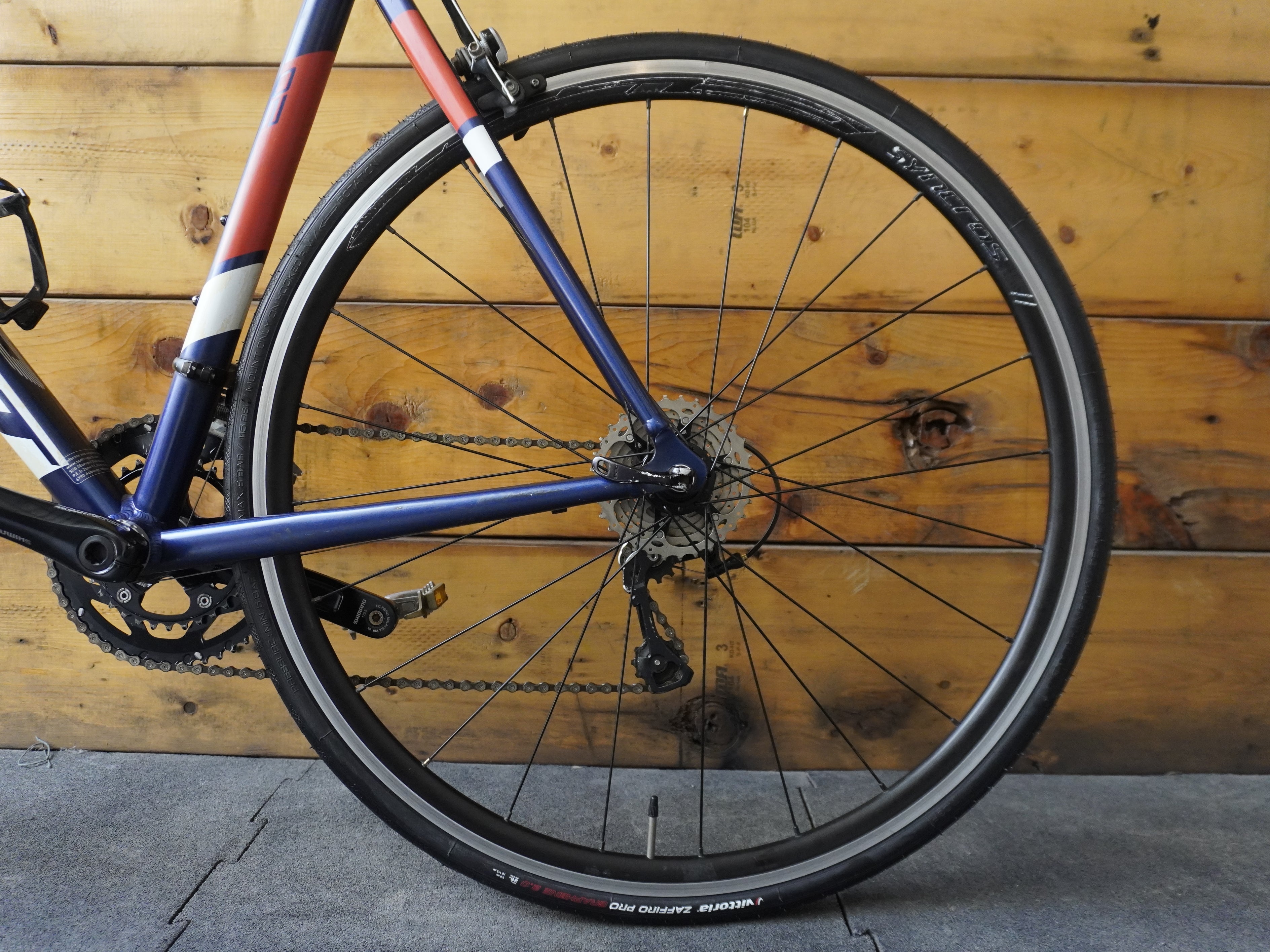 RENT Scott Speedster 20 Road Bike