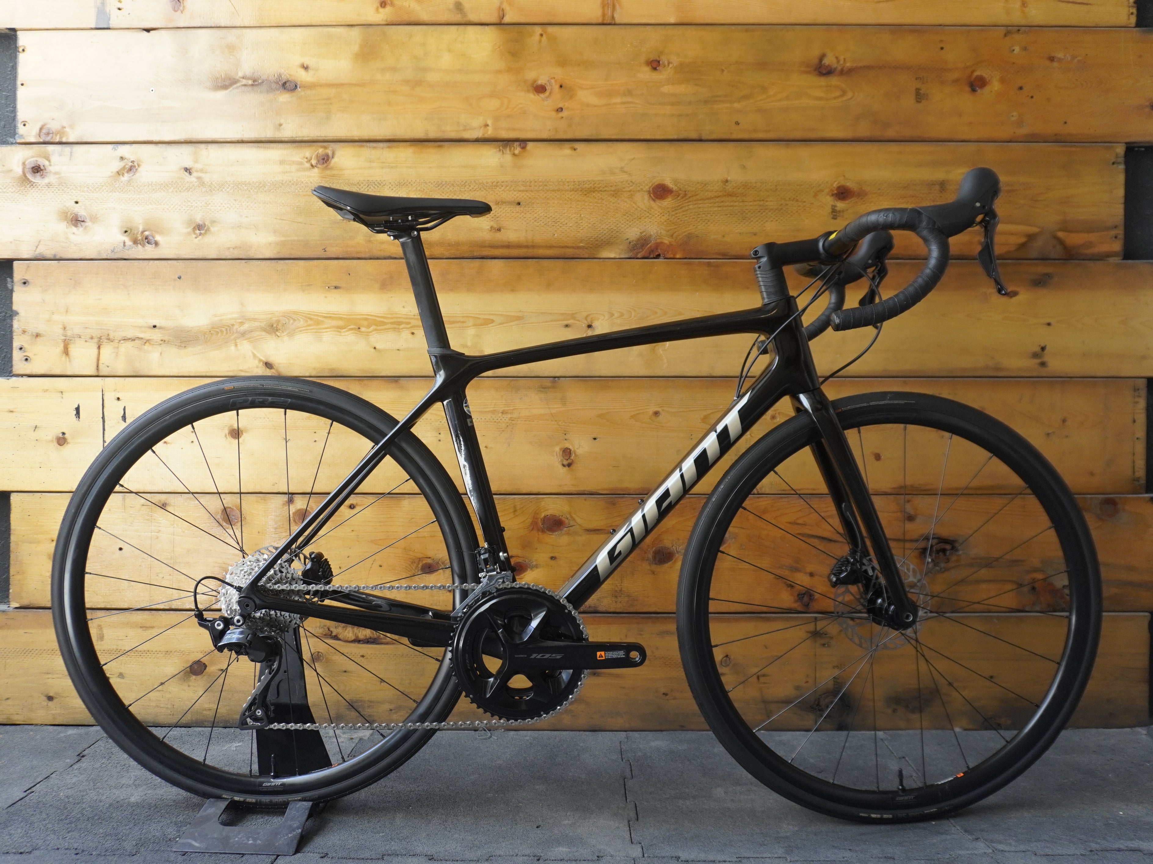 Giant TCR Advanced Disc 2 Road Bike