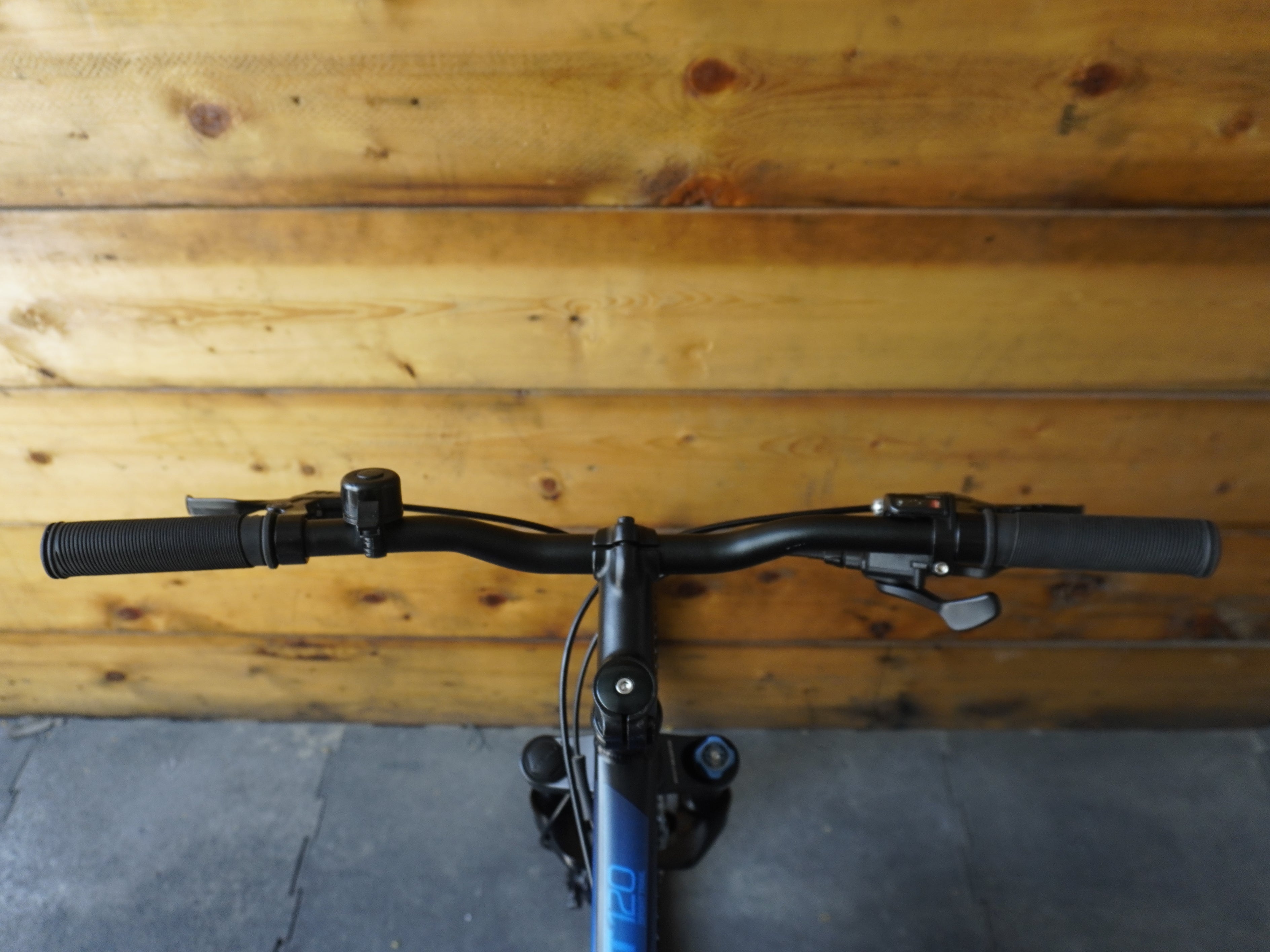RENT Decathlon Rockrider ST 120 Mountain Bike