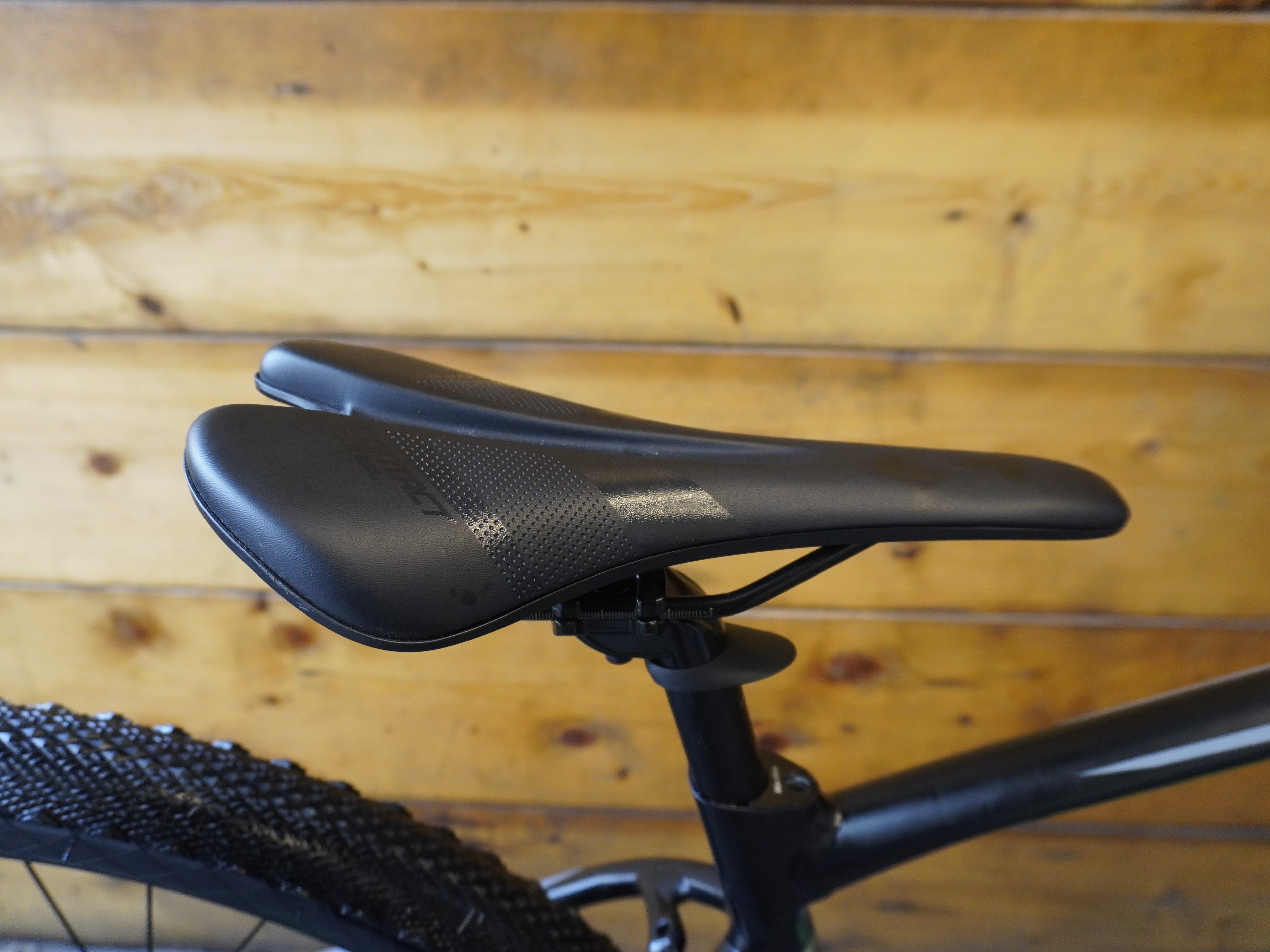 RENT Giant XTC SLR 2 Mountain Bike