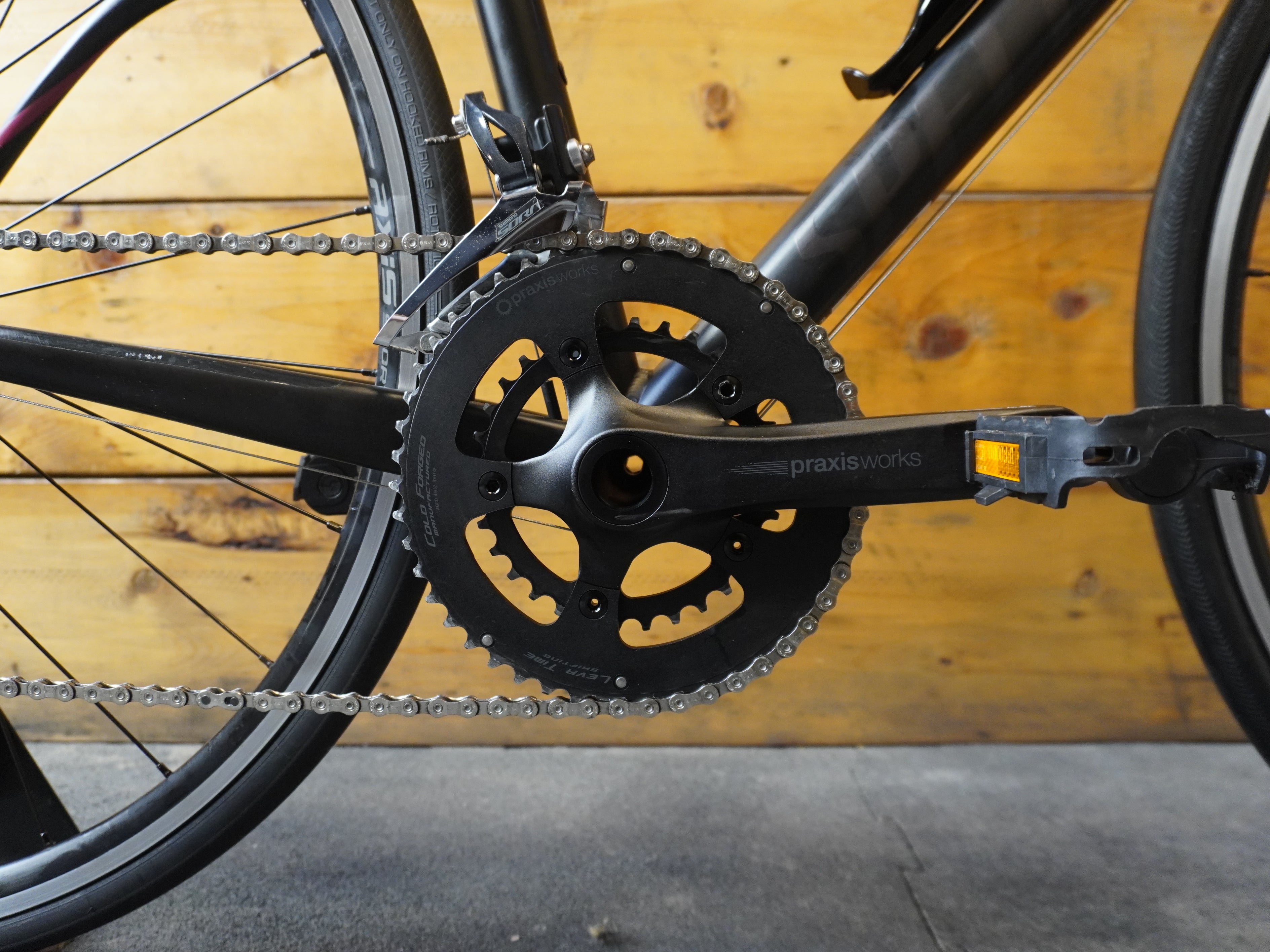 RENT Specialized Dolce Road Bike