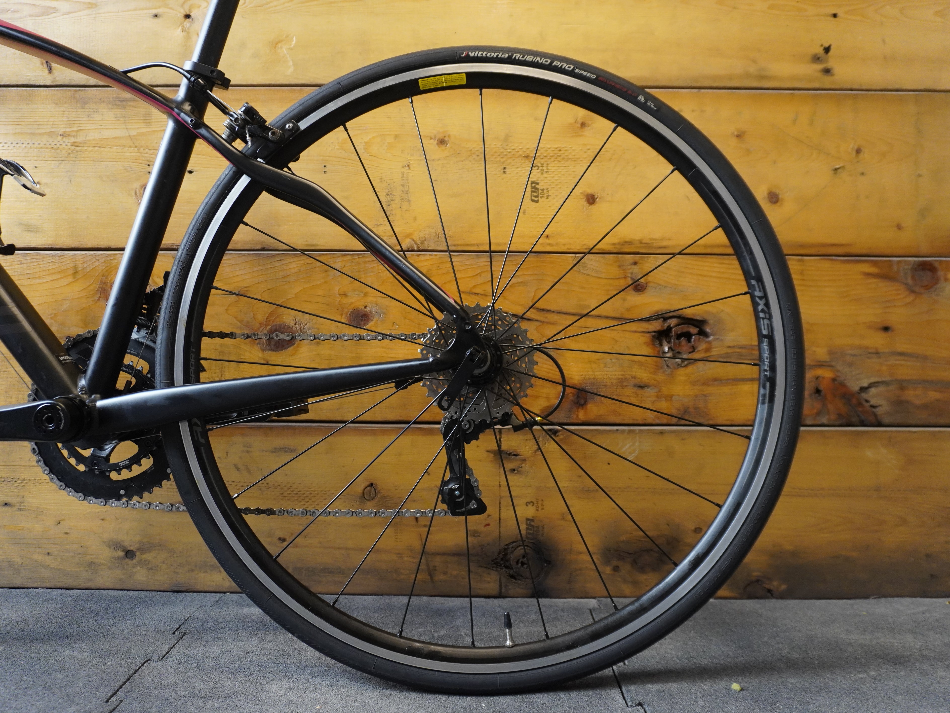 RENT Specialized Dolce Road Bike