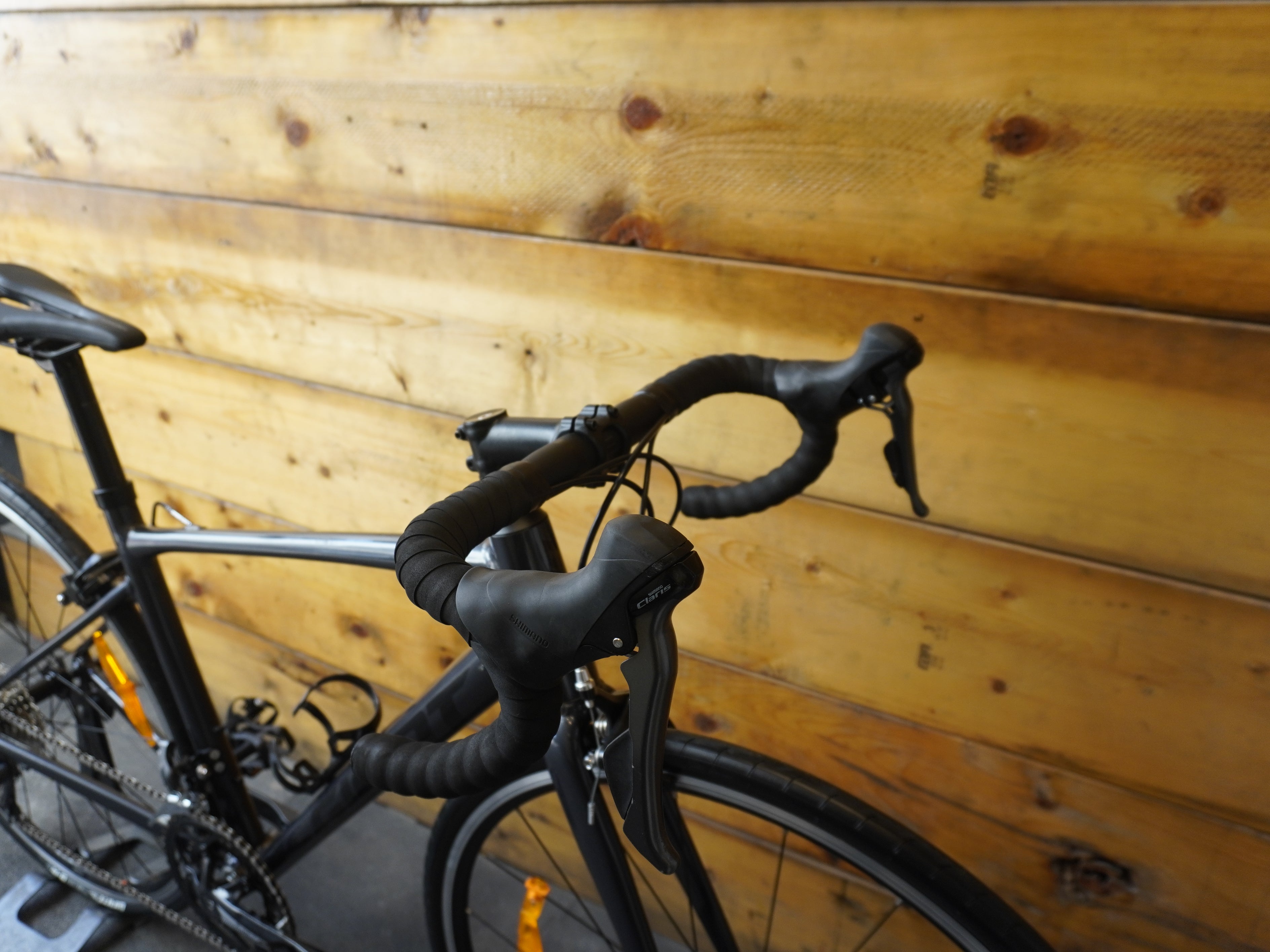 RENT Giant Contend Road Bike