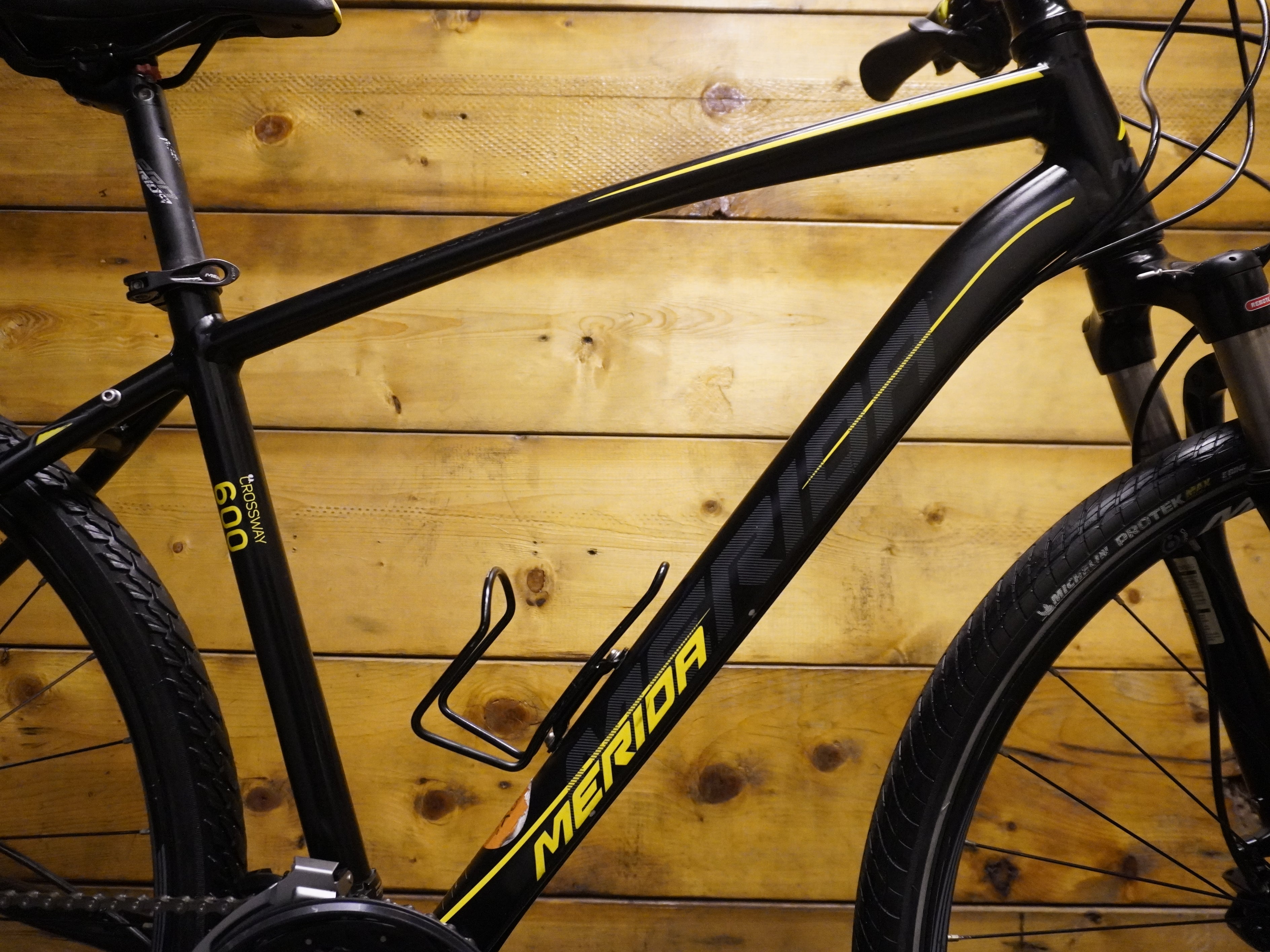 Merida Crossway 600 Hybrid Bike