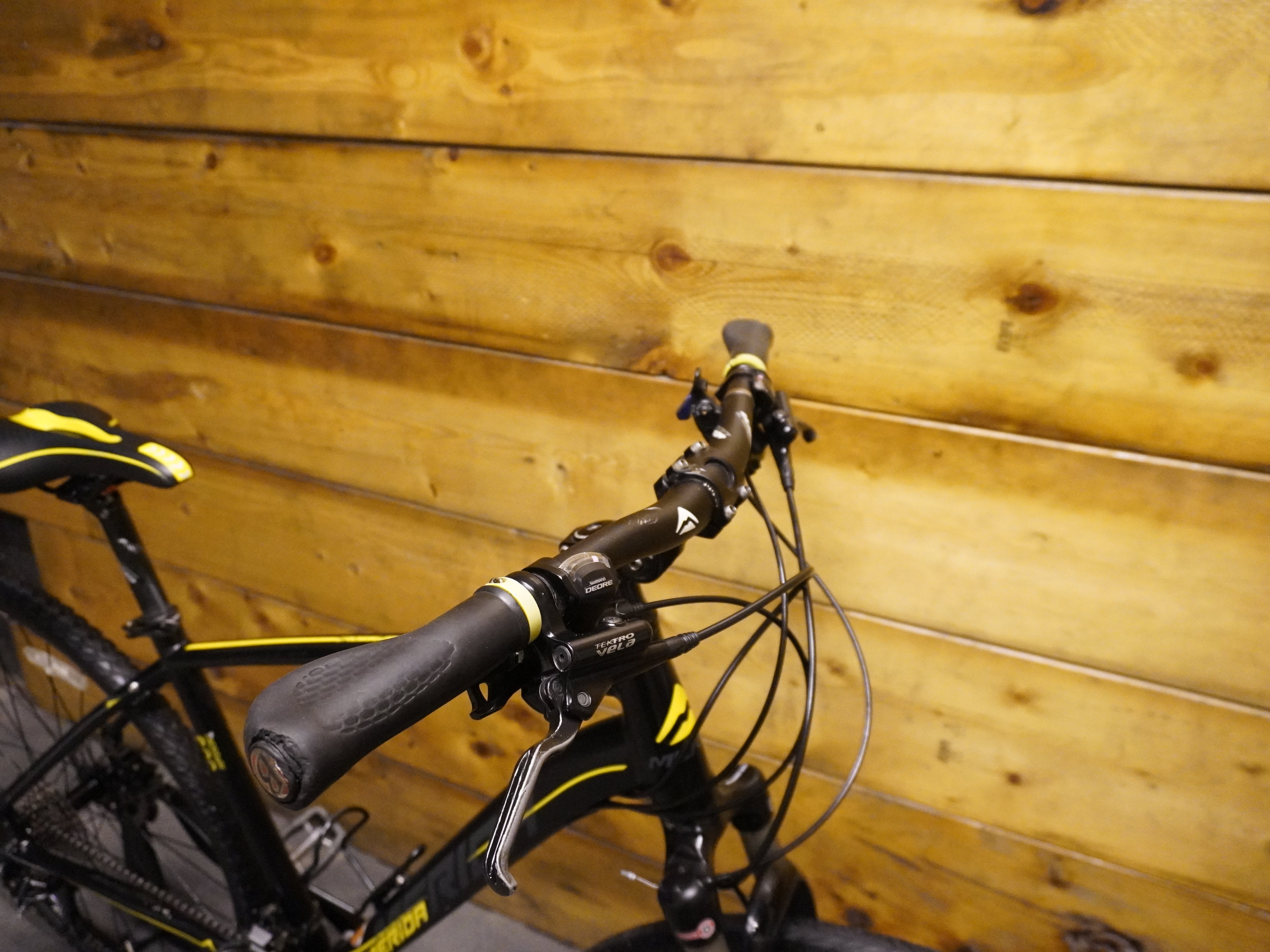 RENT Merida Crossway 600 Hybrid Bike