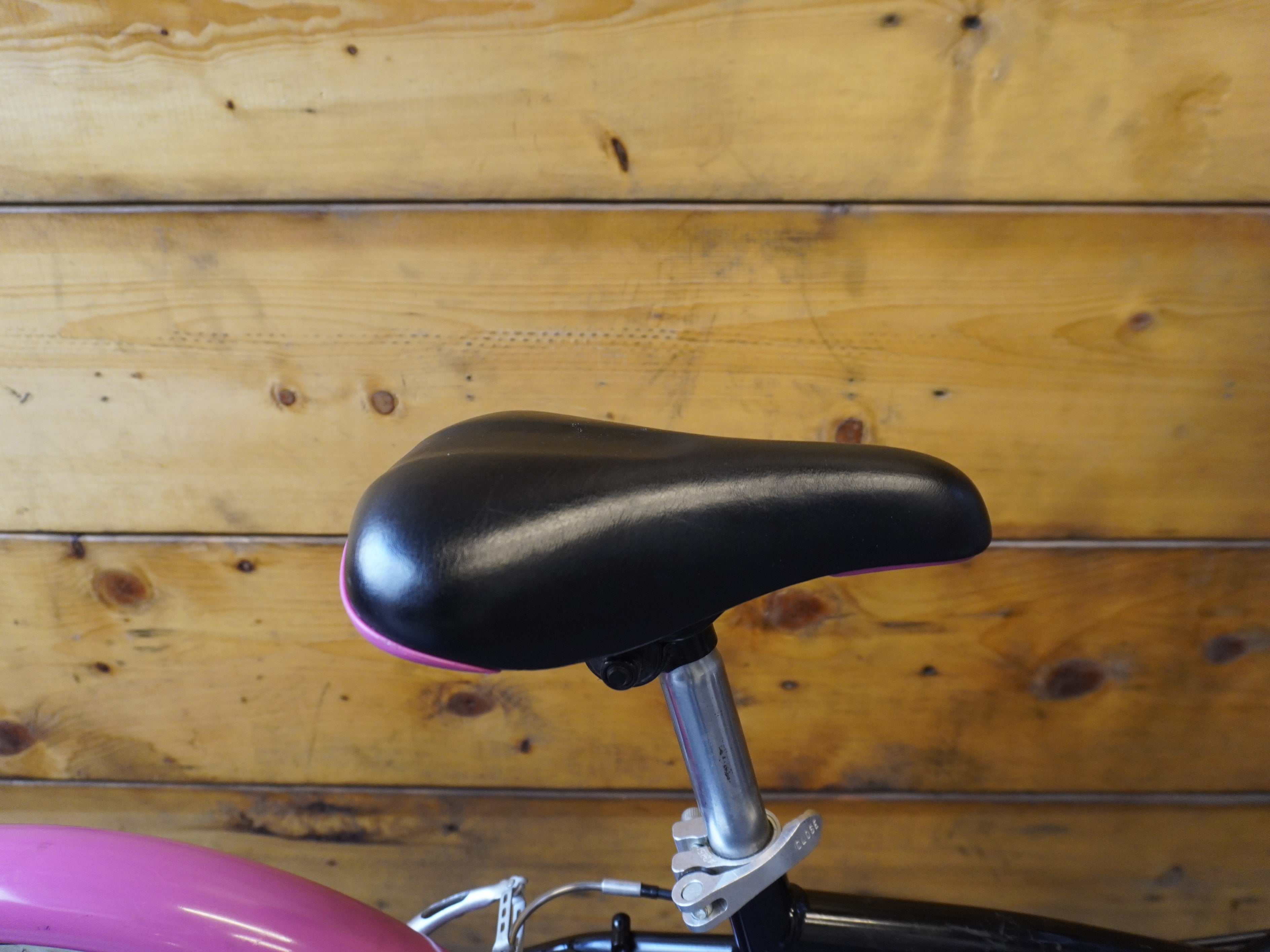 RENT B'Twin Original 500 20" Kids Bike