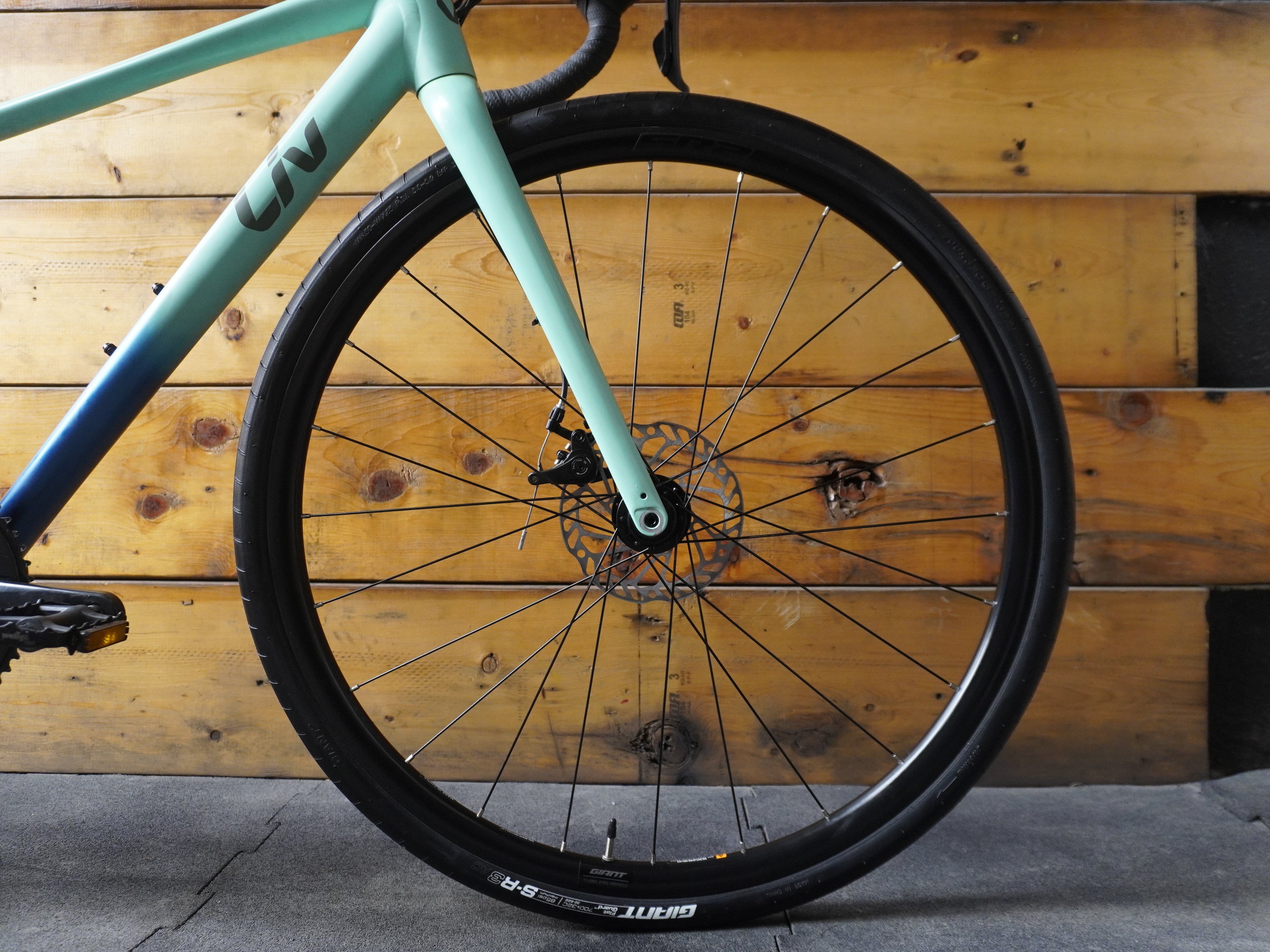 RENT Liv Avail AR 3 Road Bike