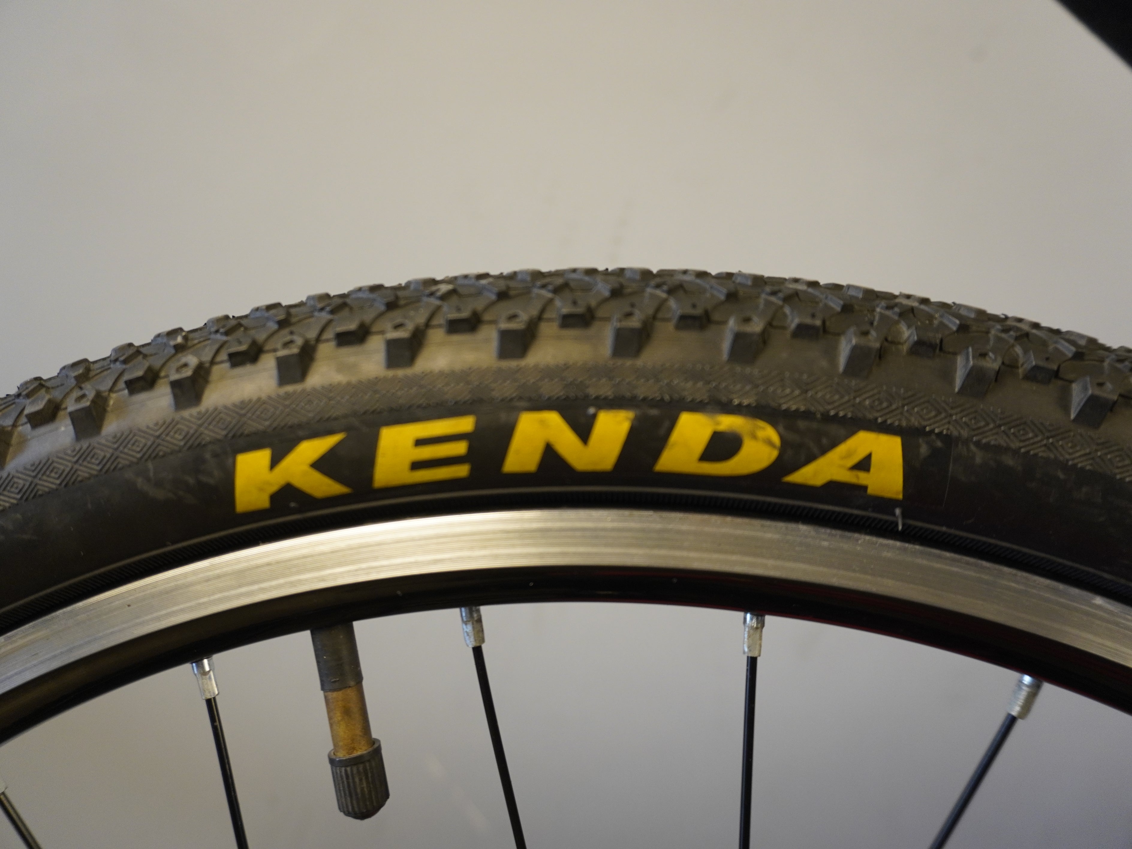 Silverback Spyke Kids Bike