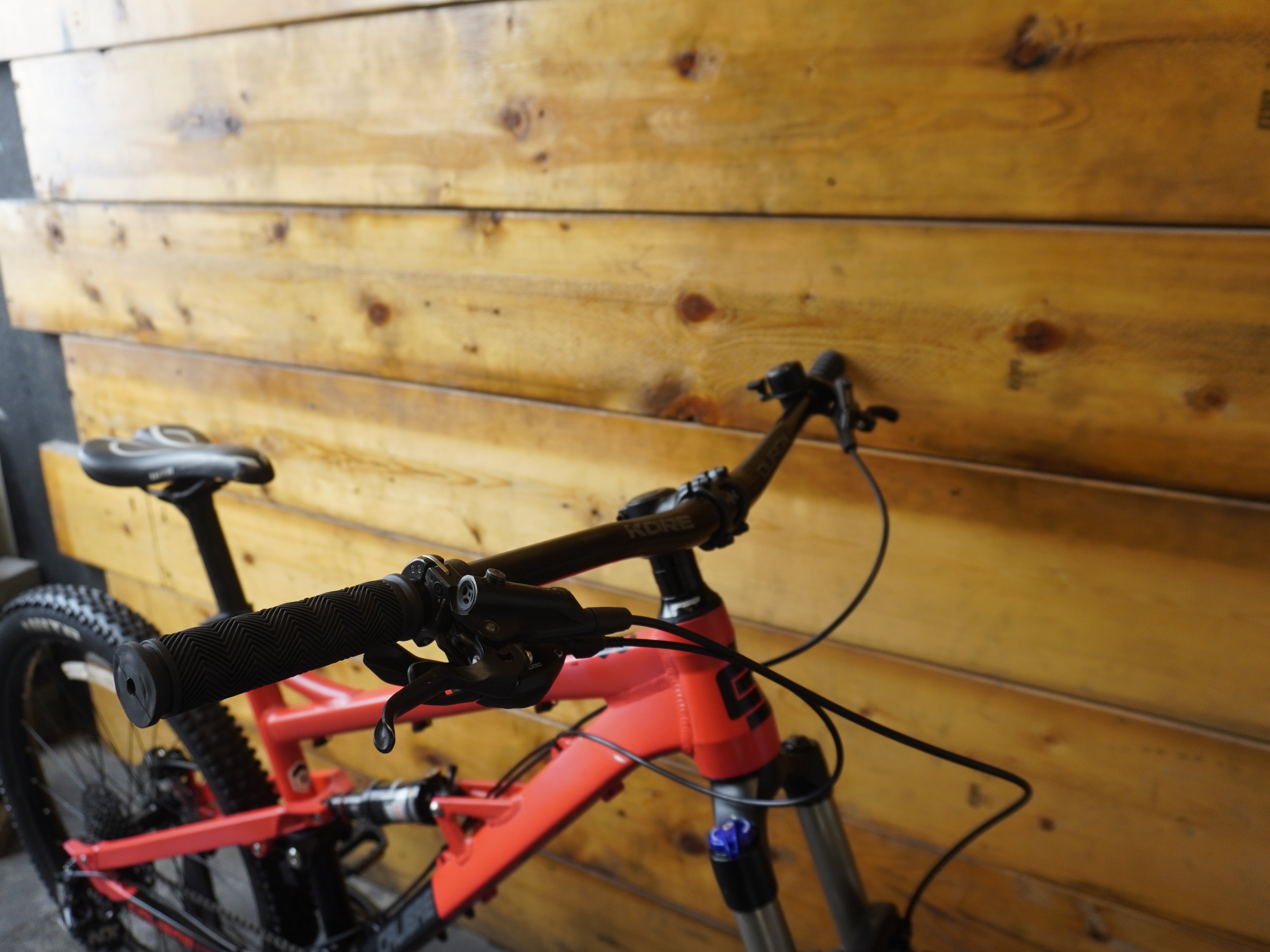 RENT Calibre Bossnut Mountain Bike