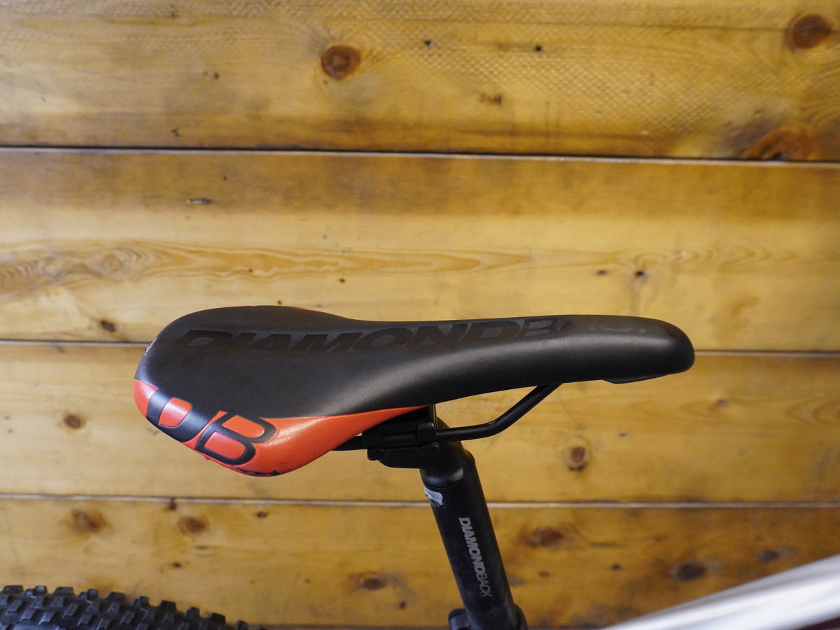 DiamondBack Peak Mountain Bike