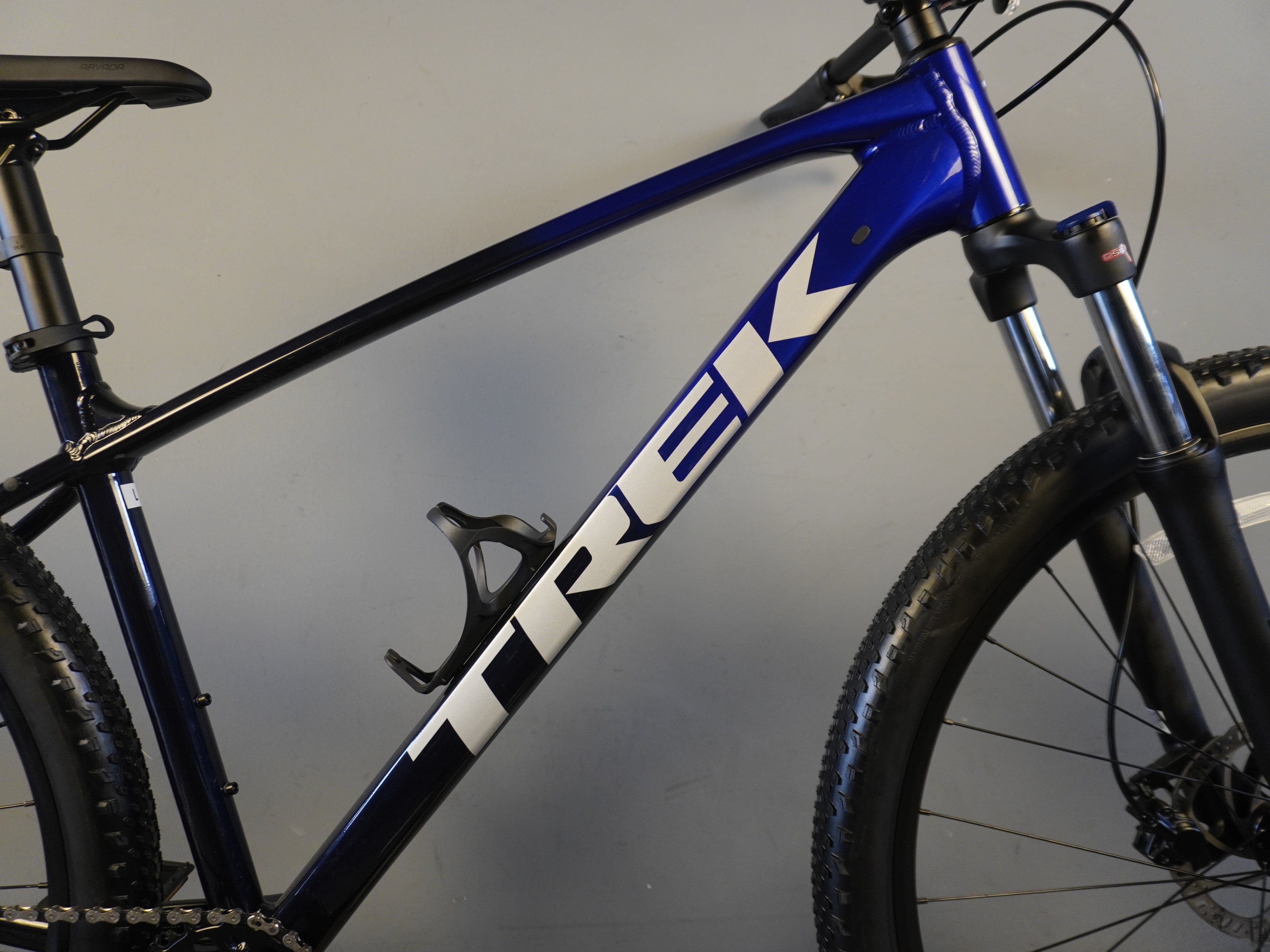 Trek Marlin 6 Gen 2 Mountain Bike