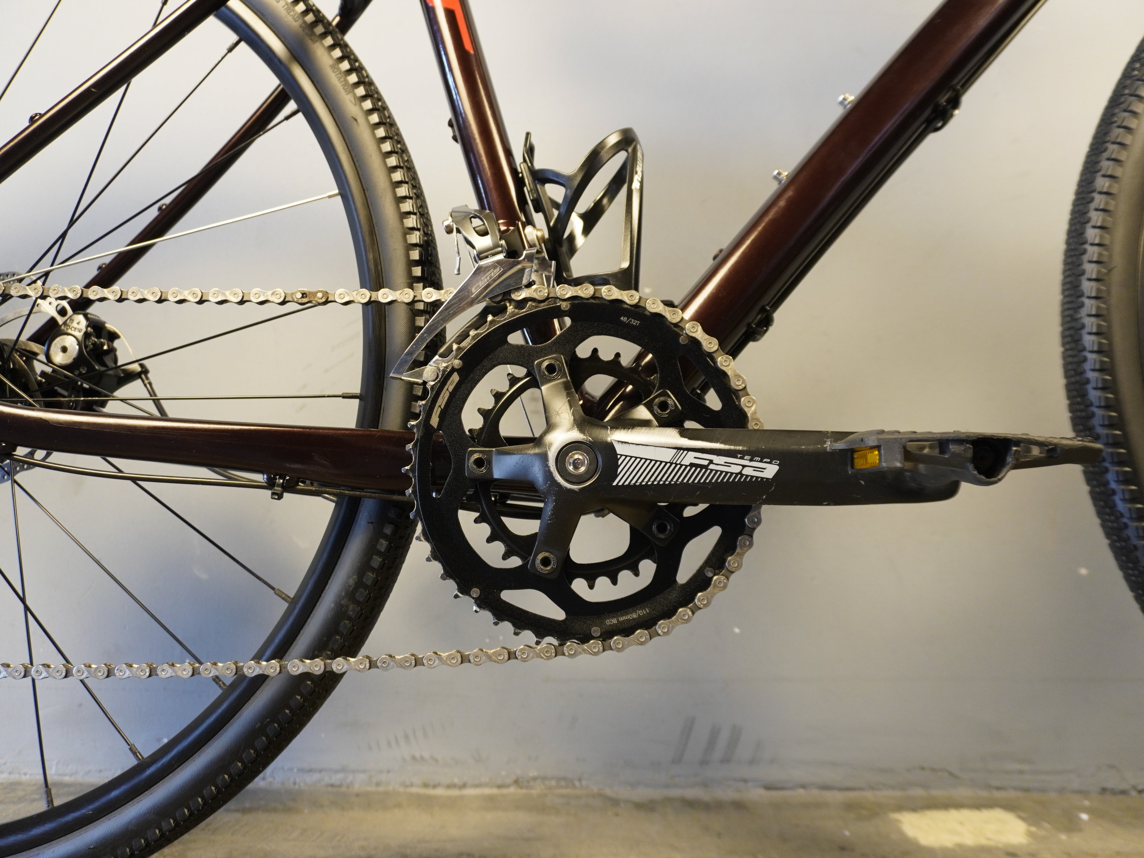 RENT GT Grade Elite Gravel Bike