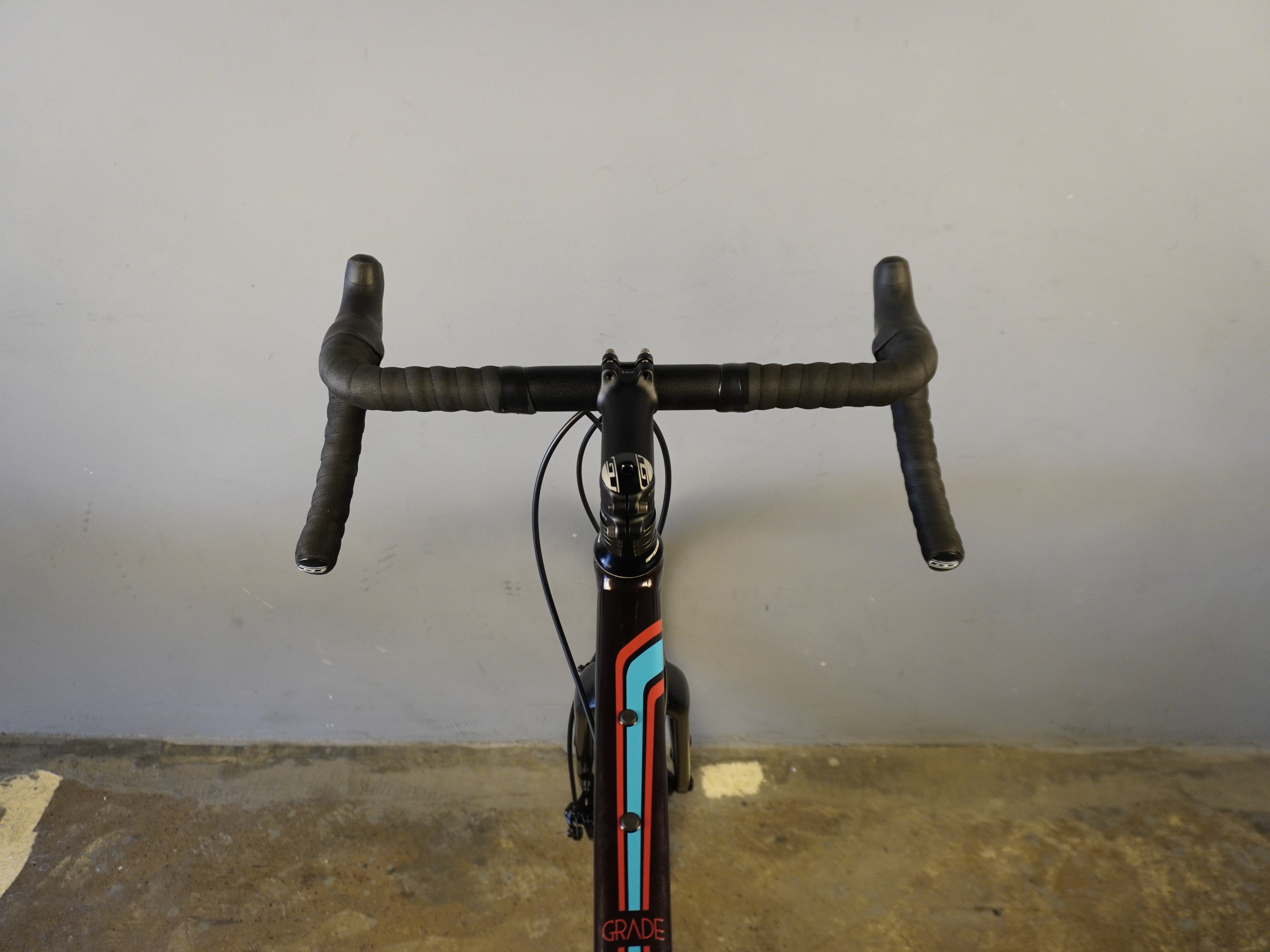 RENT GT Grade Elite Gravel Bike