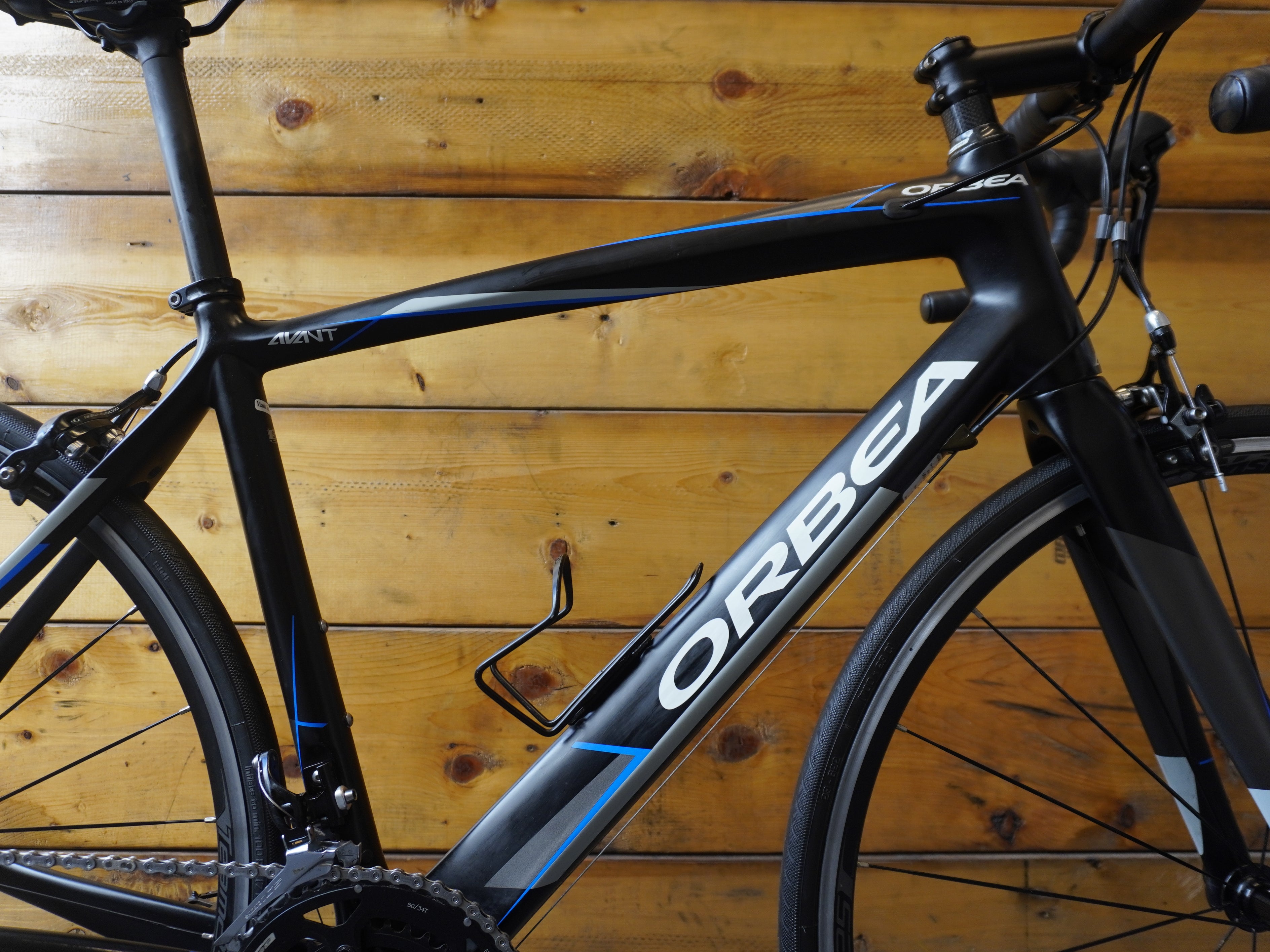 RENT Orbea Avant Road Bike