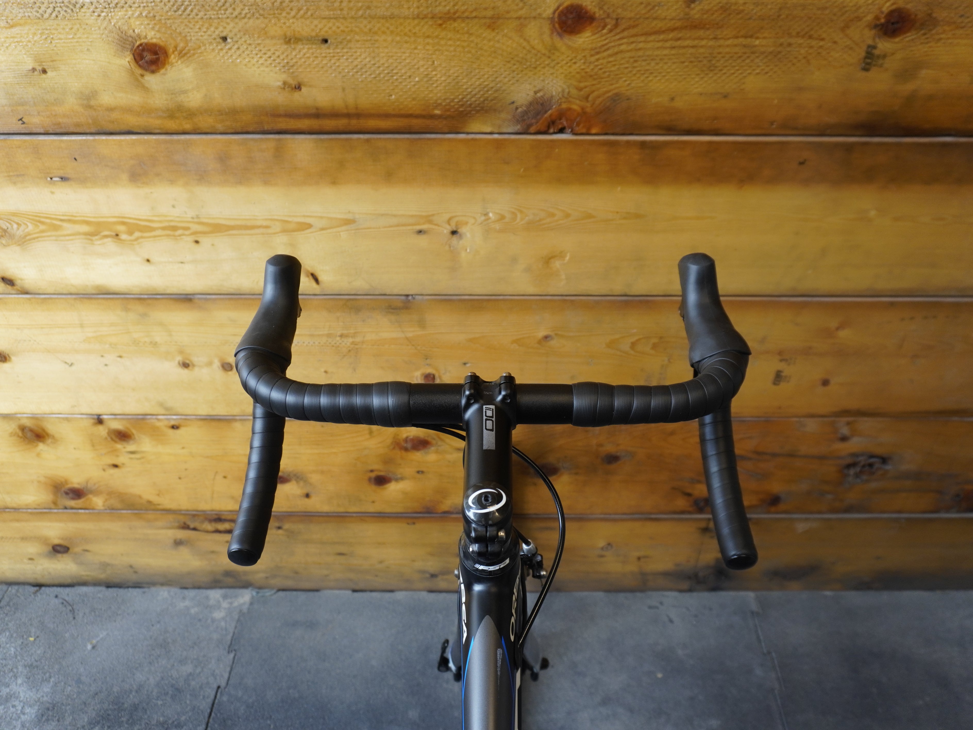 RENT Orbea Avant Road Bike