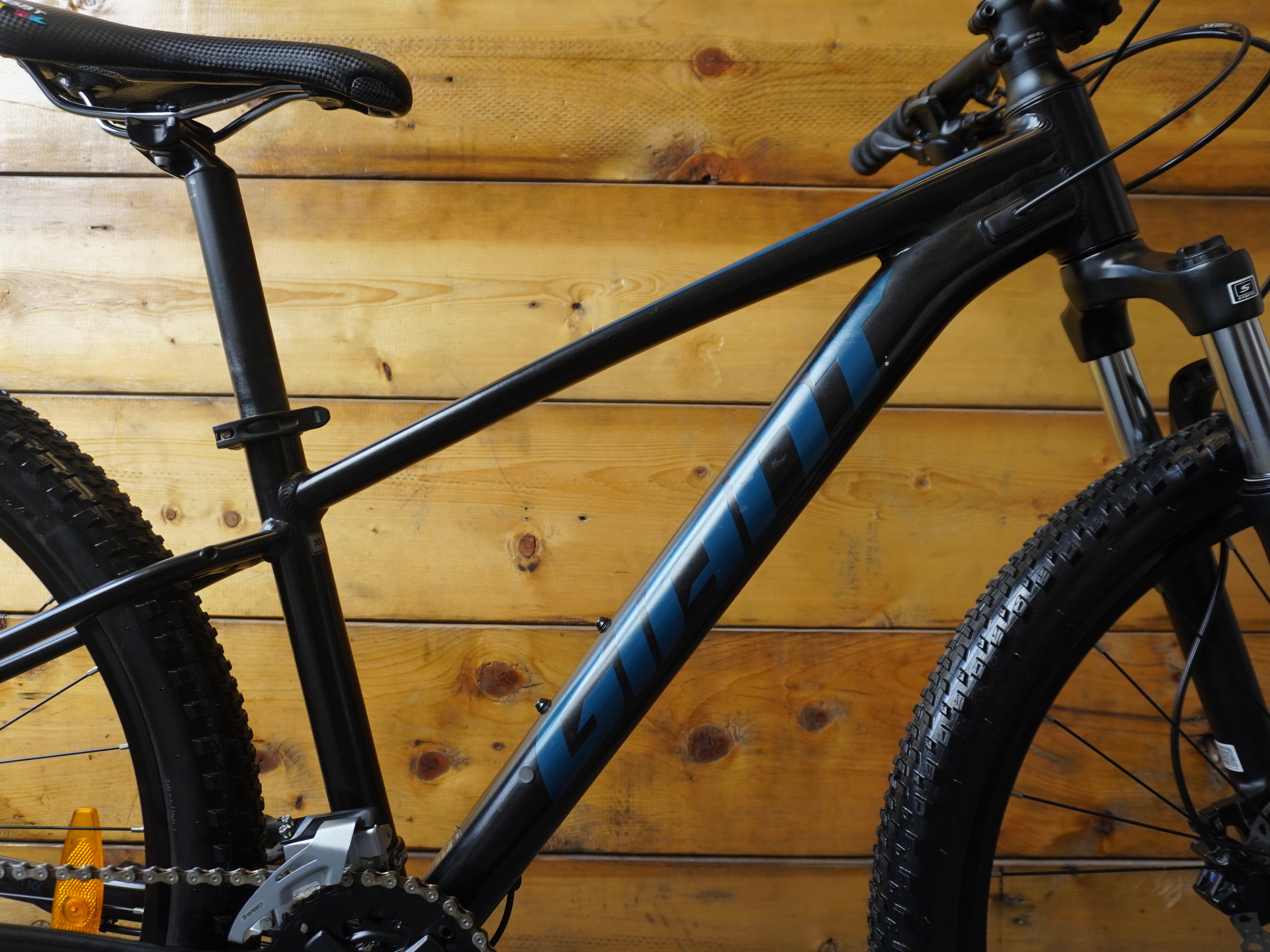 RENT Giant Talon 1 Mountain Bike