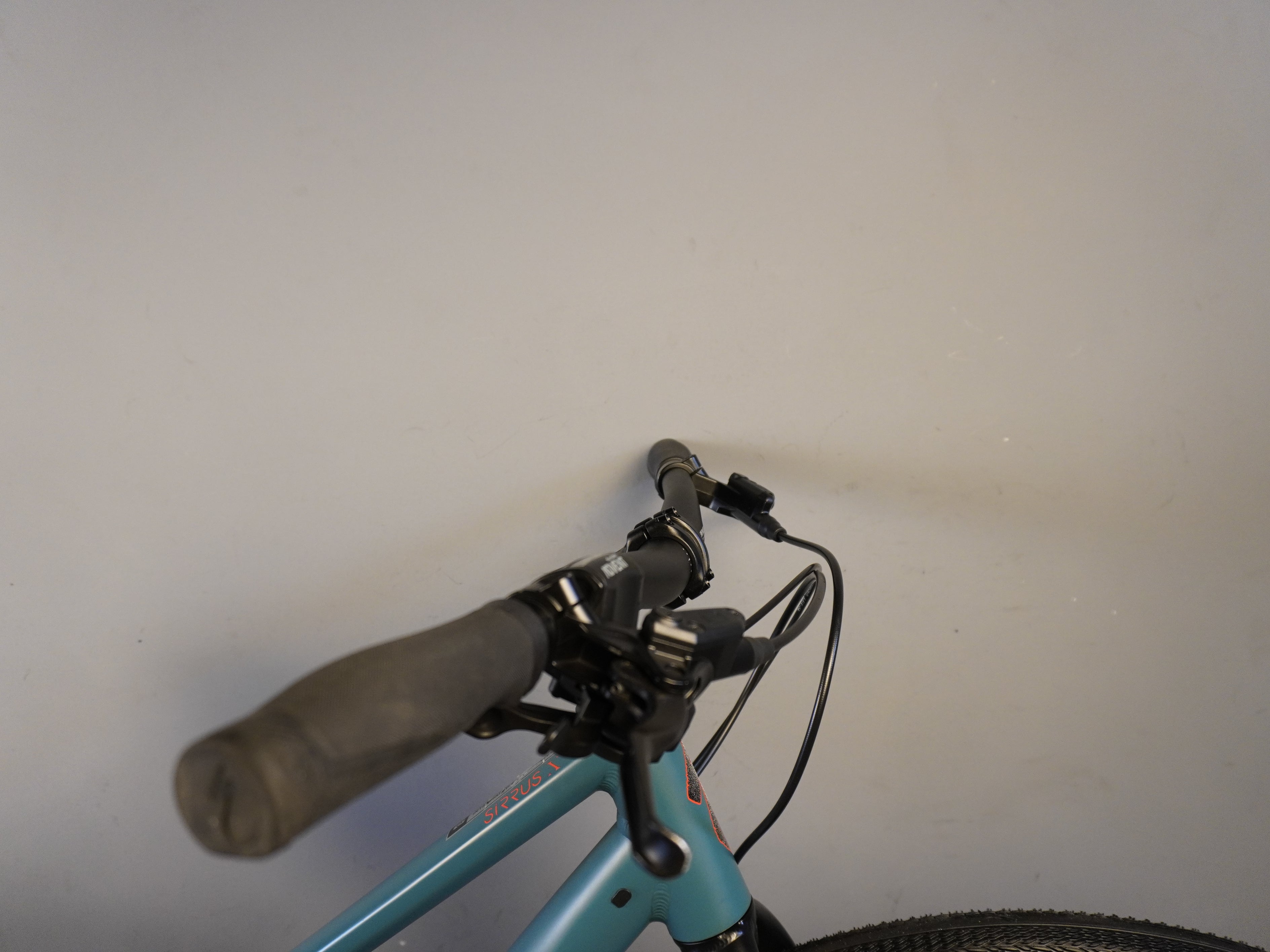 Specialized Sirrus X 2.0 Hybrid Bike