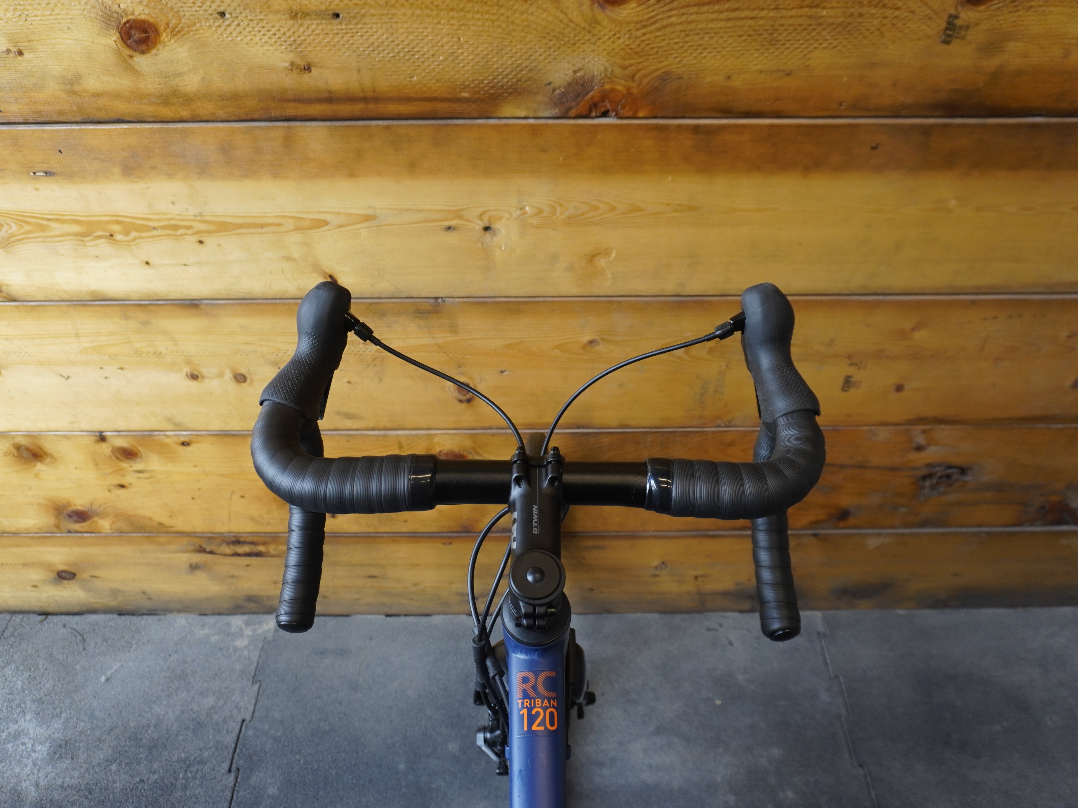 RENT Decathlon Triban RC 120 Road Bike