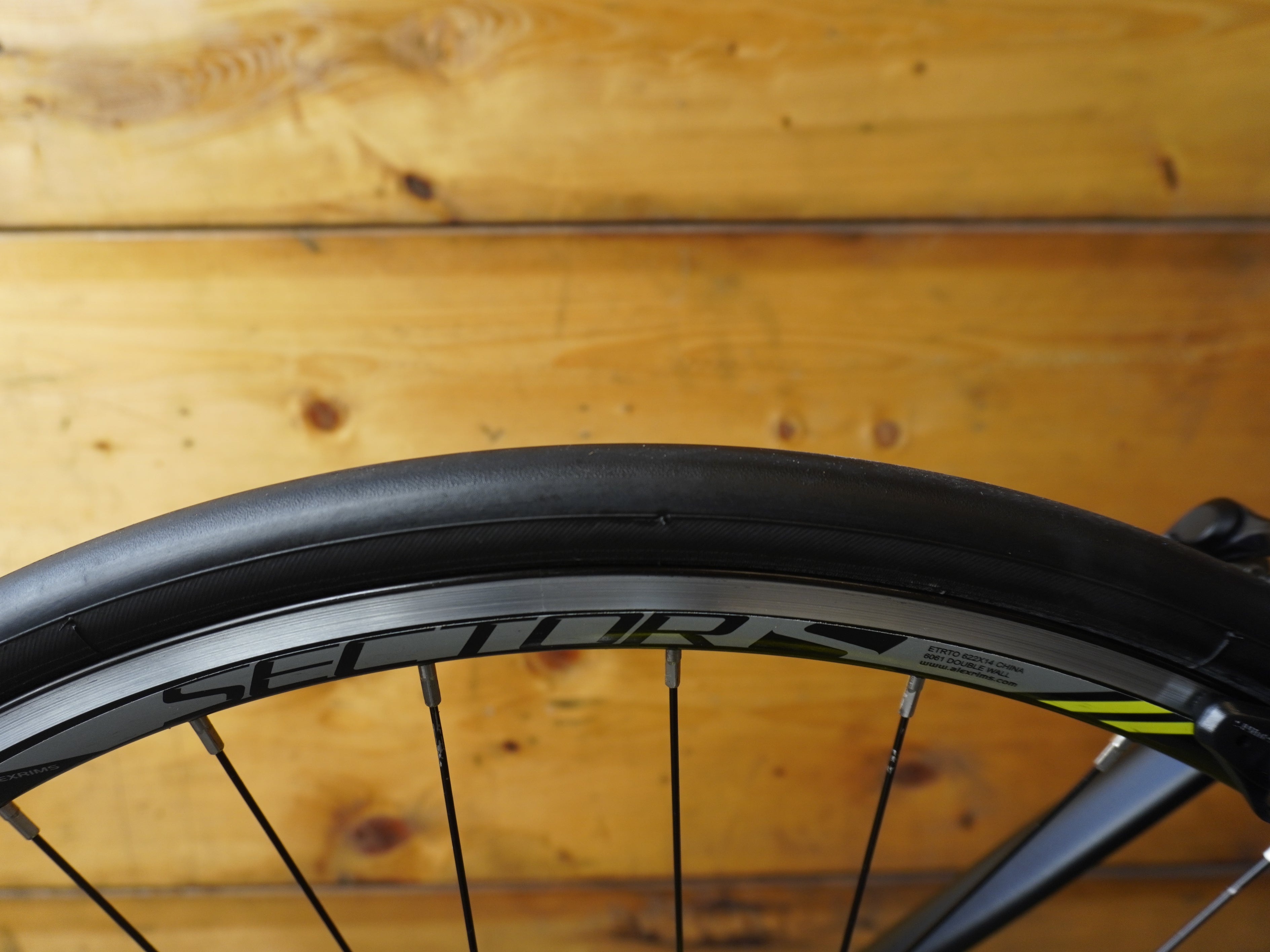 Silverback Strela Comp Road Bike
