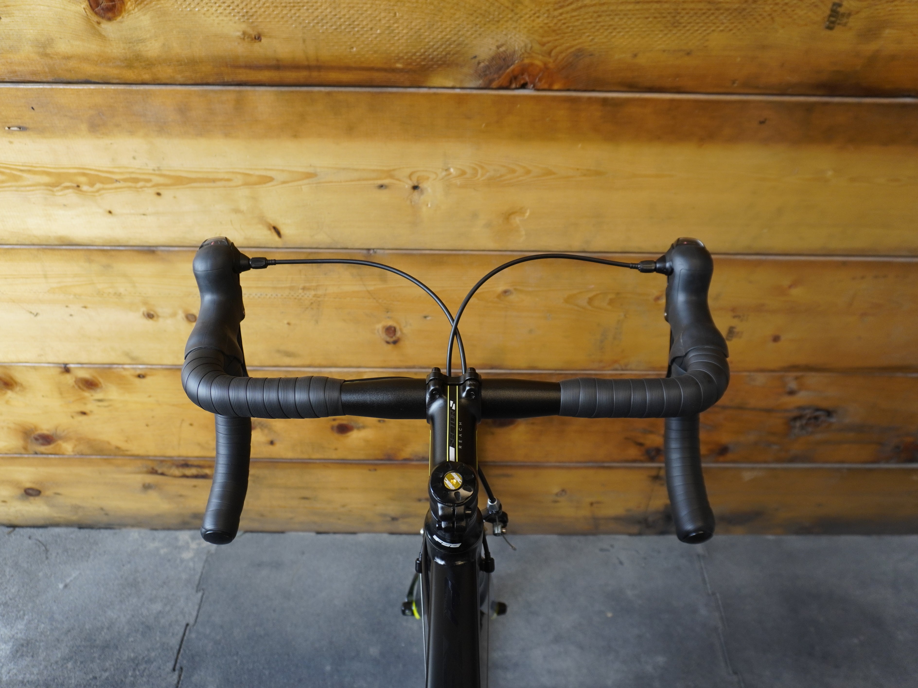 Silverback Strela Comp Road Bike