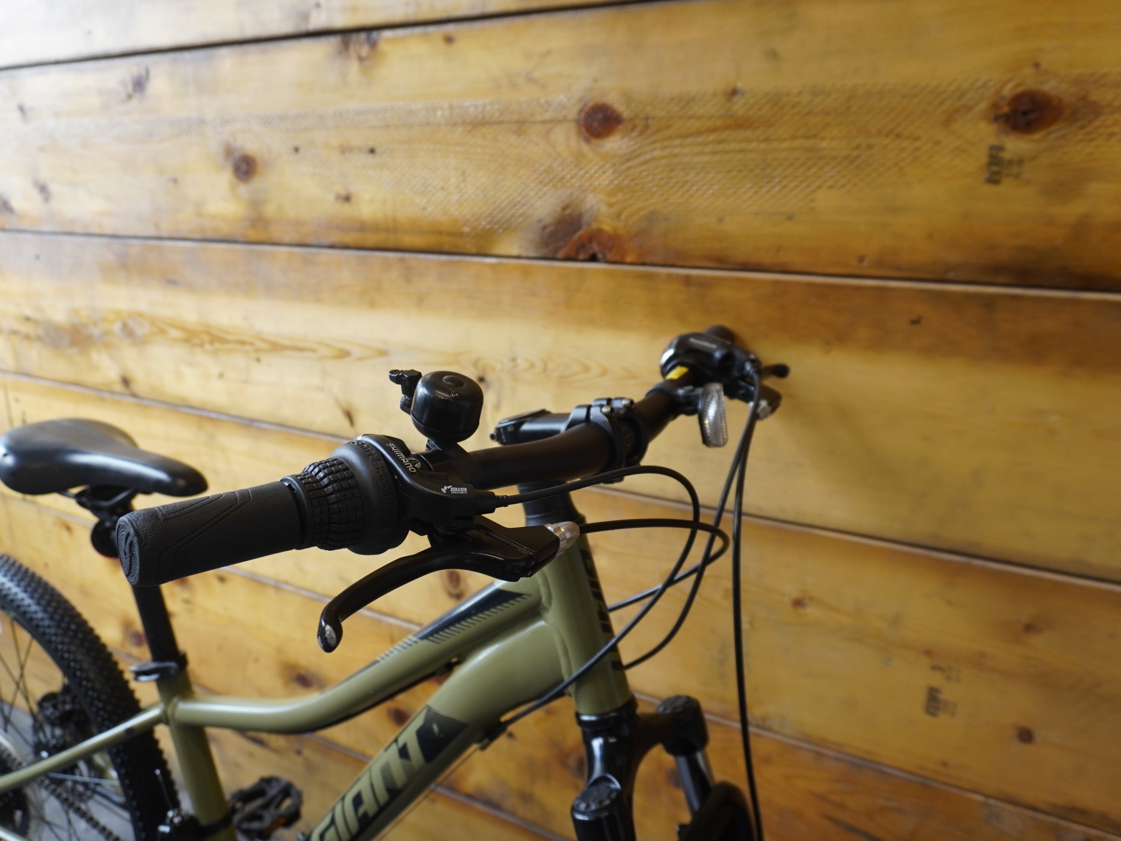 RENT Giant XTC 24 Kids Bike