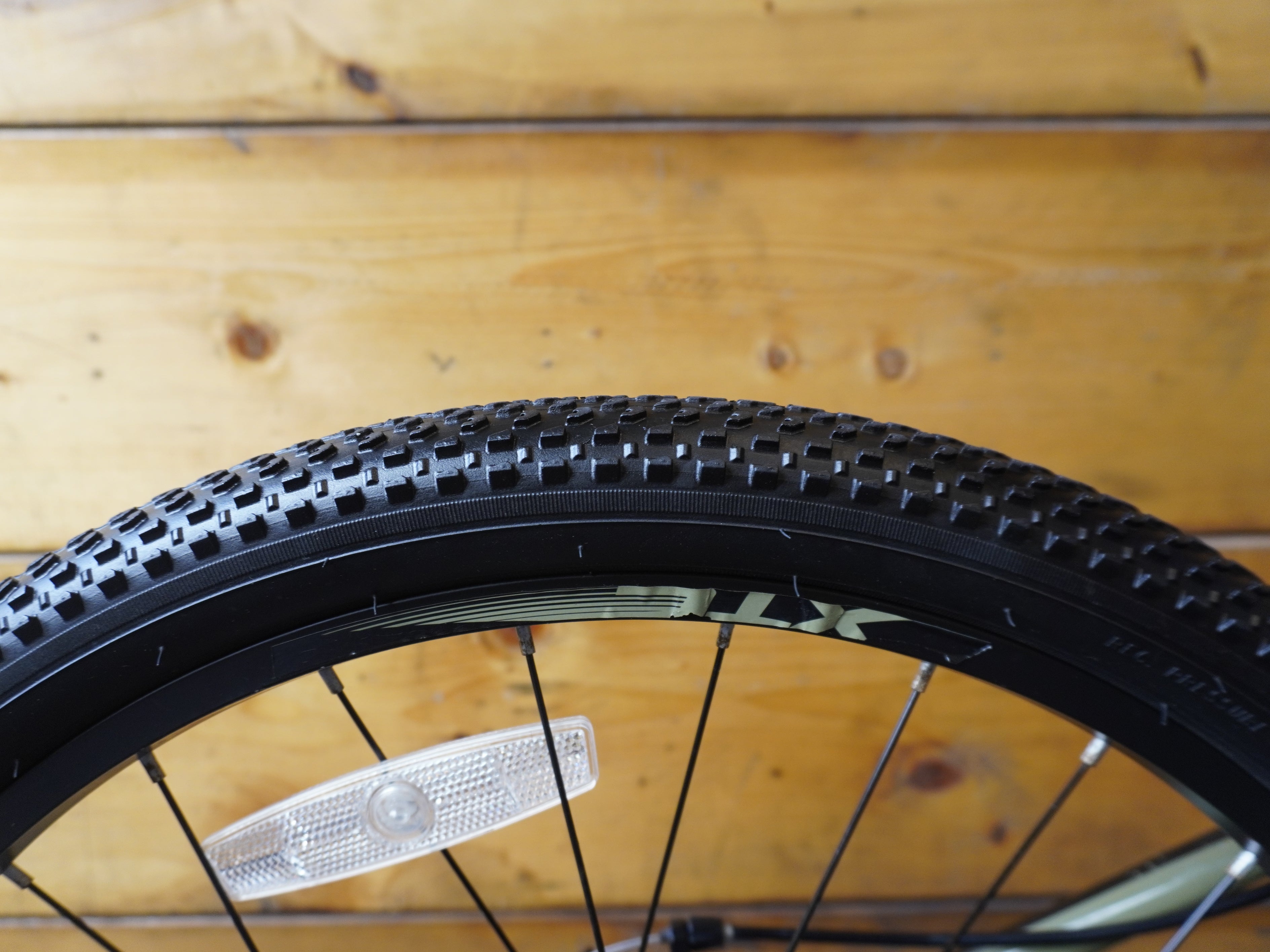 RENT Giant XTC 24 Kids Bike
