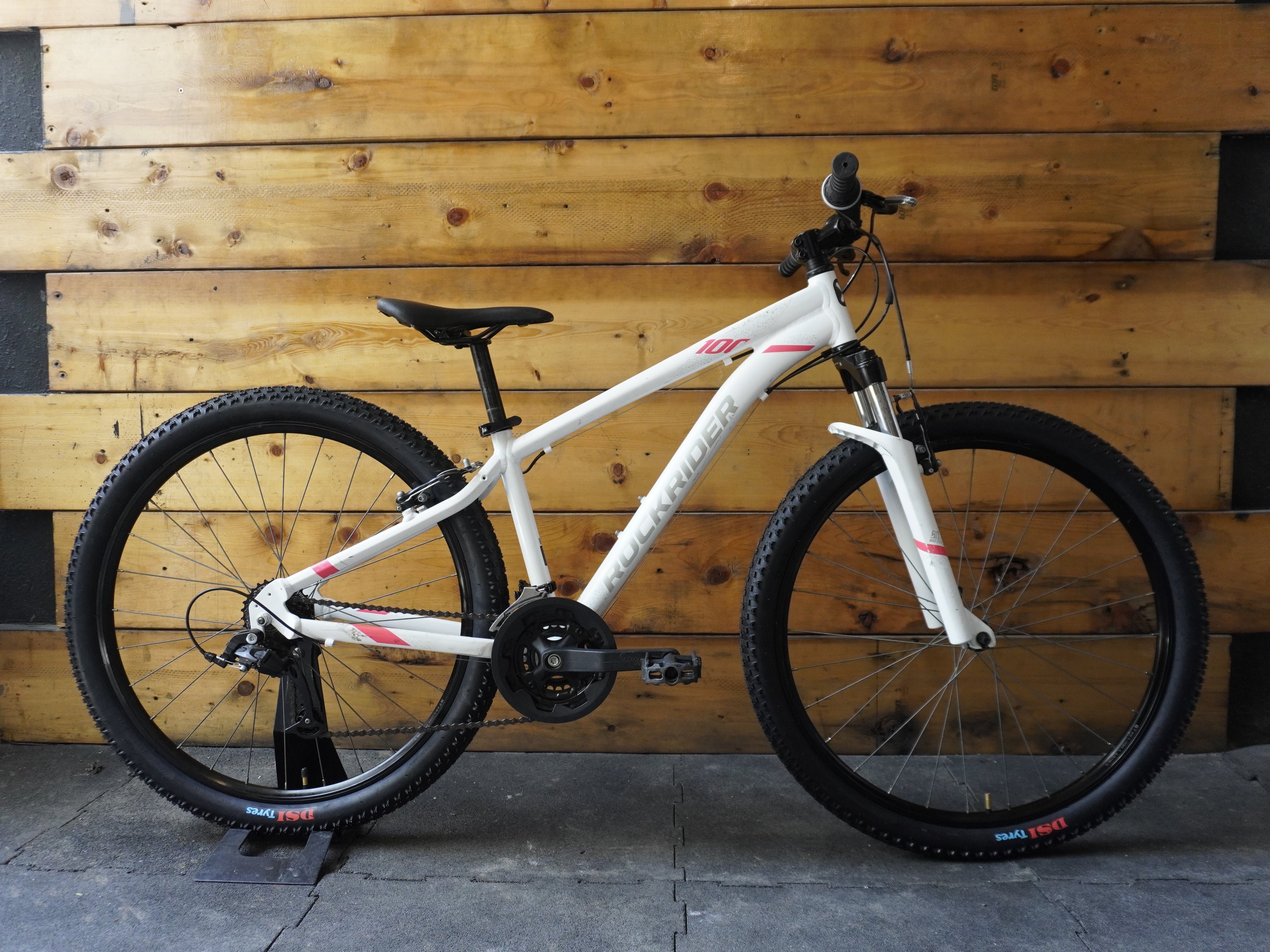 RENT Rockrider ST-100 Mountain Bike