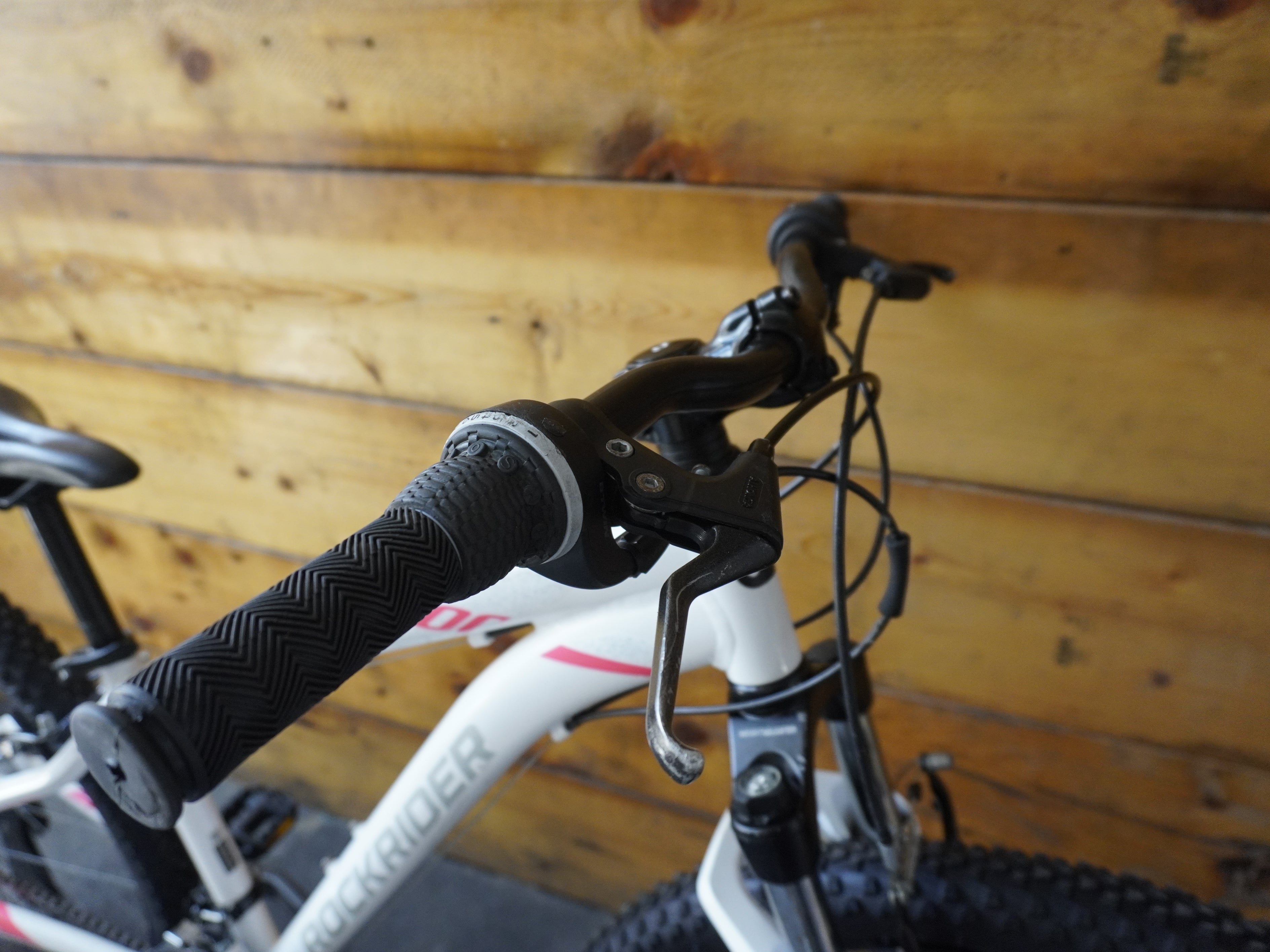 RENT Rockrider ST-100 Mountain Bike