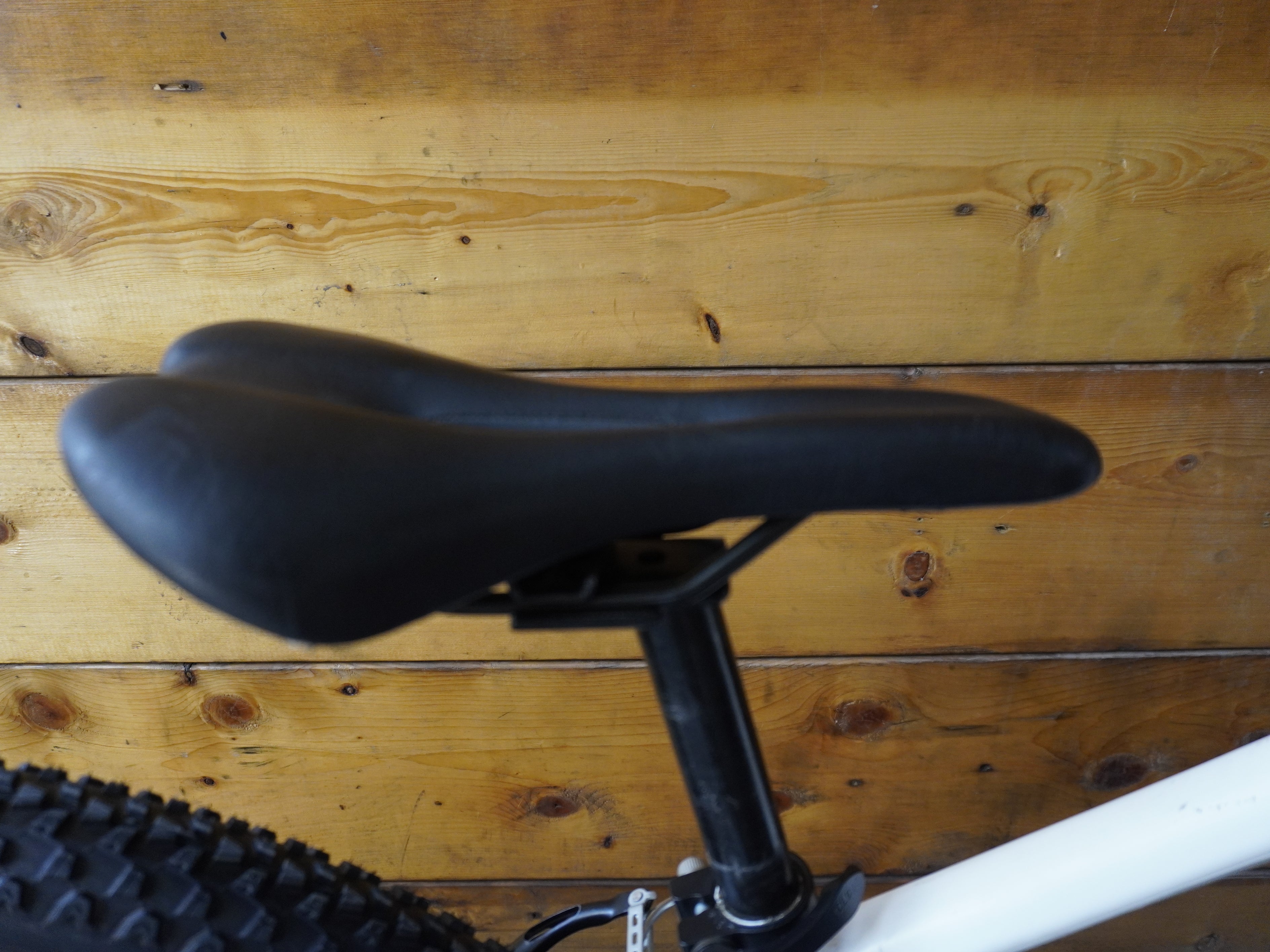 RENT Rockrider ST-100 Mountain Bike