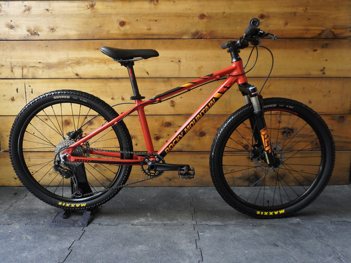 RENT Rocky Mountain Vertex 24 Kids Bike