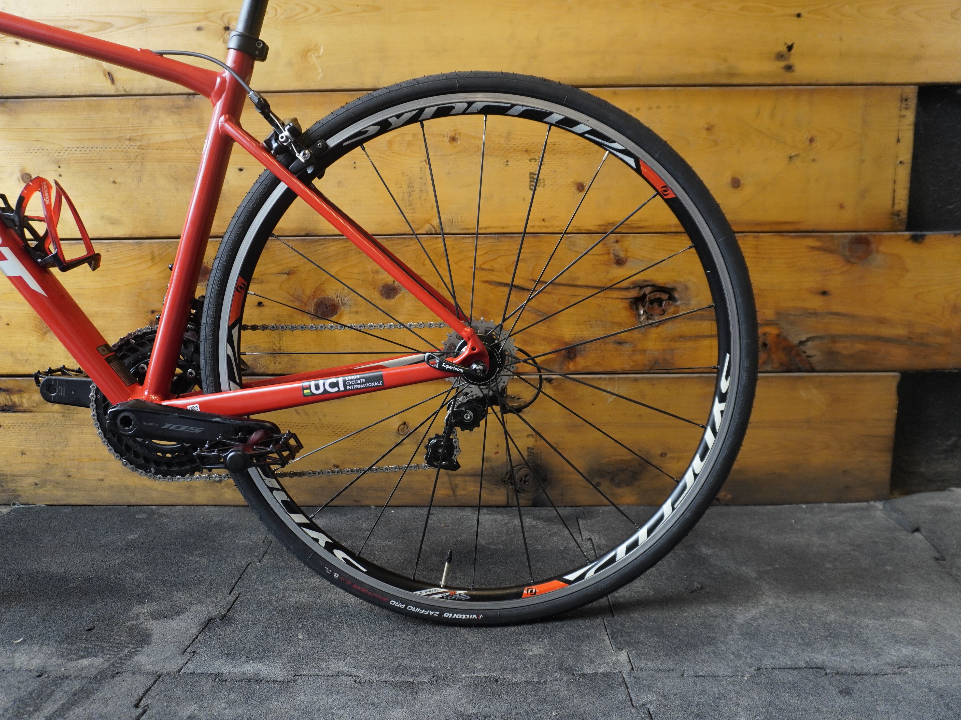 RENT Giant Content 3 Road Bike