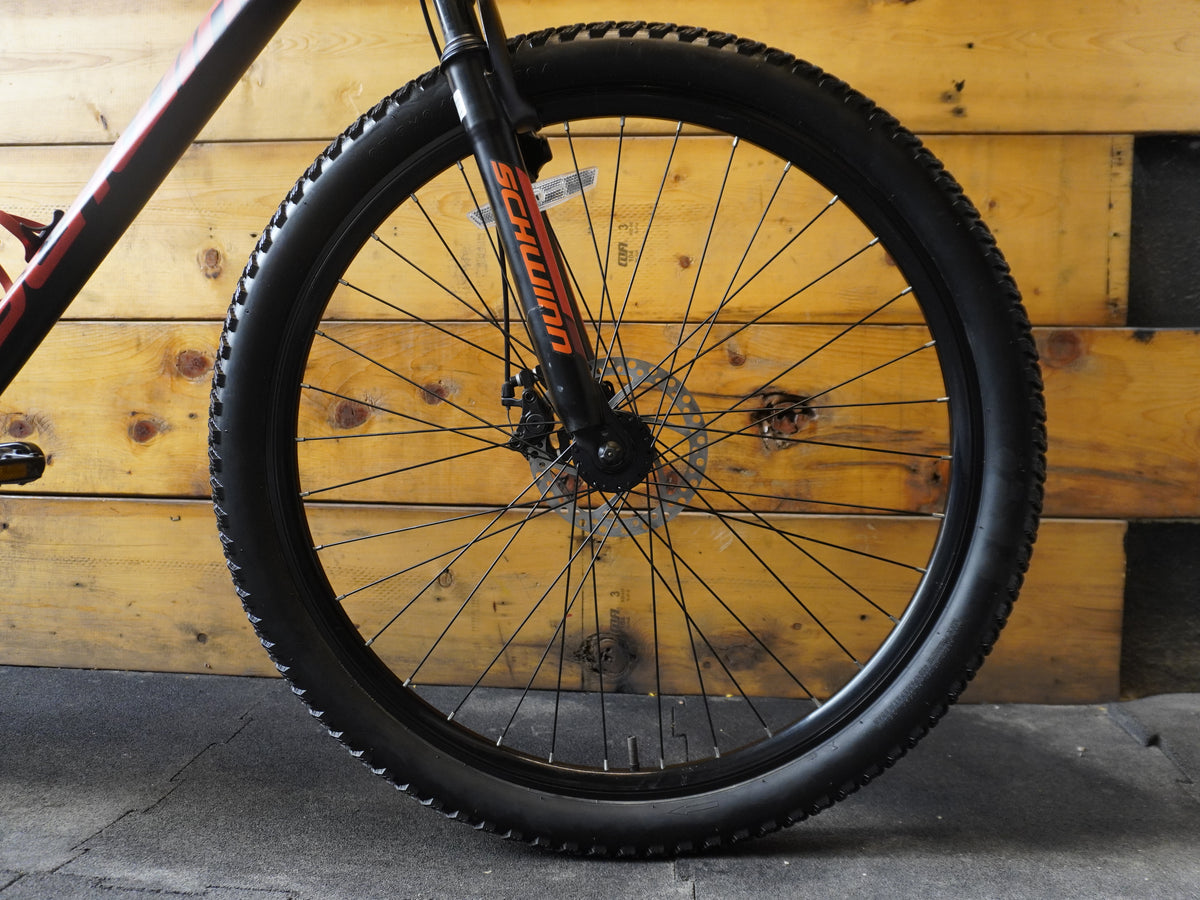 Schwinn Breaker 27.5 Mountain Bike