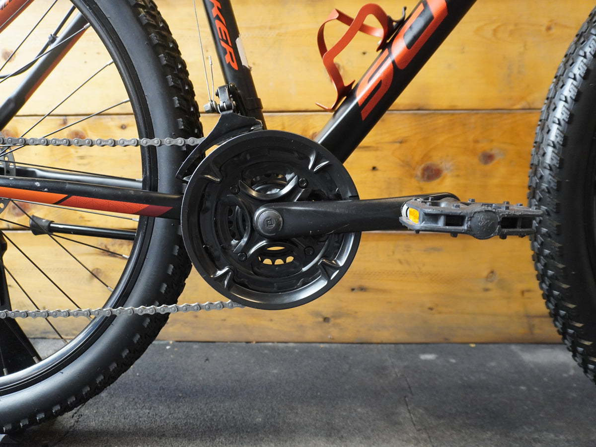 Schwinn Breaker 27.5 Mountain Bike