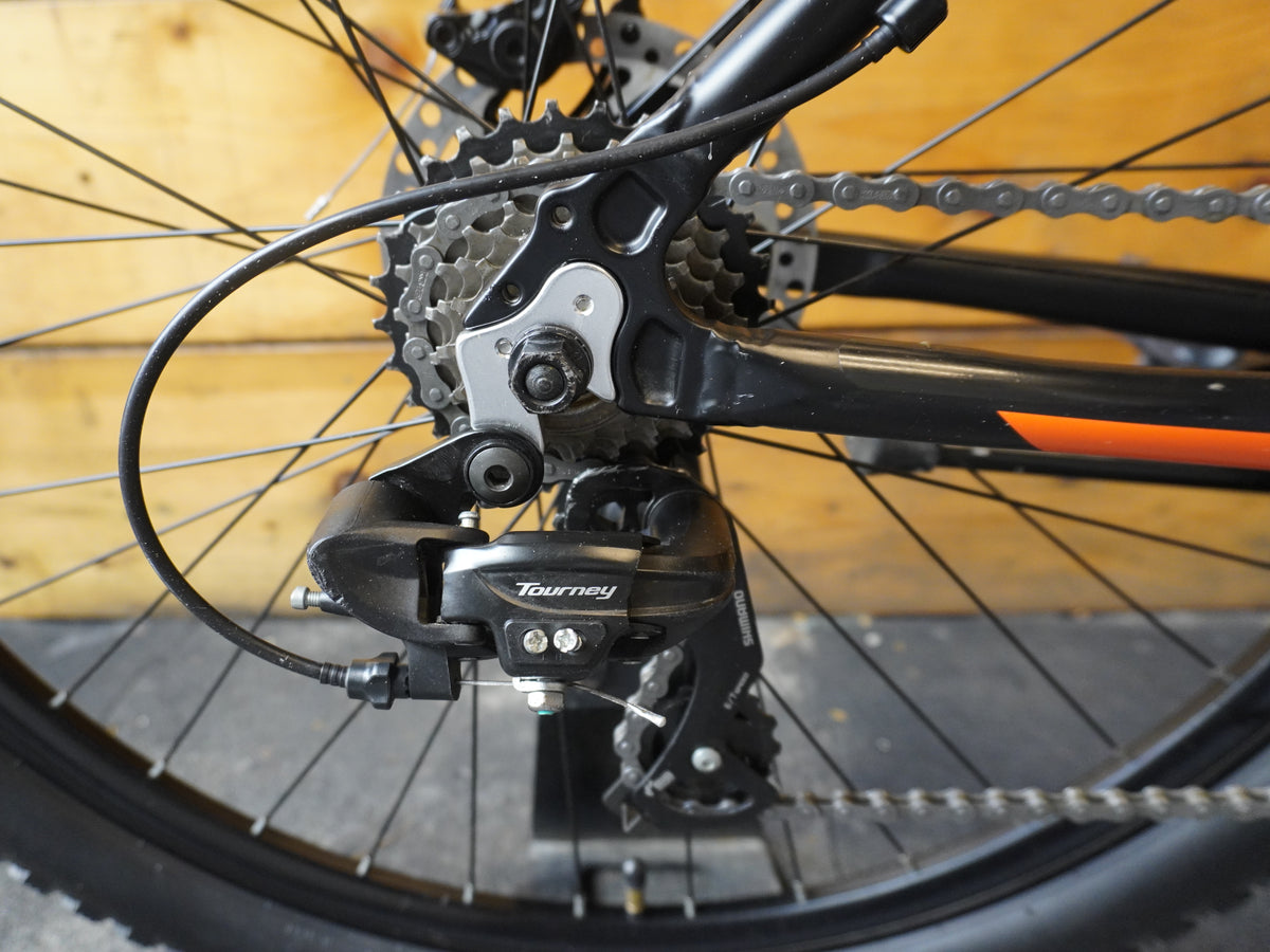 Schwinn Breaker 27.5 Mountain Bike