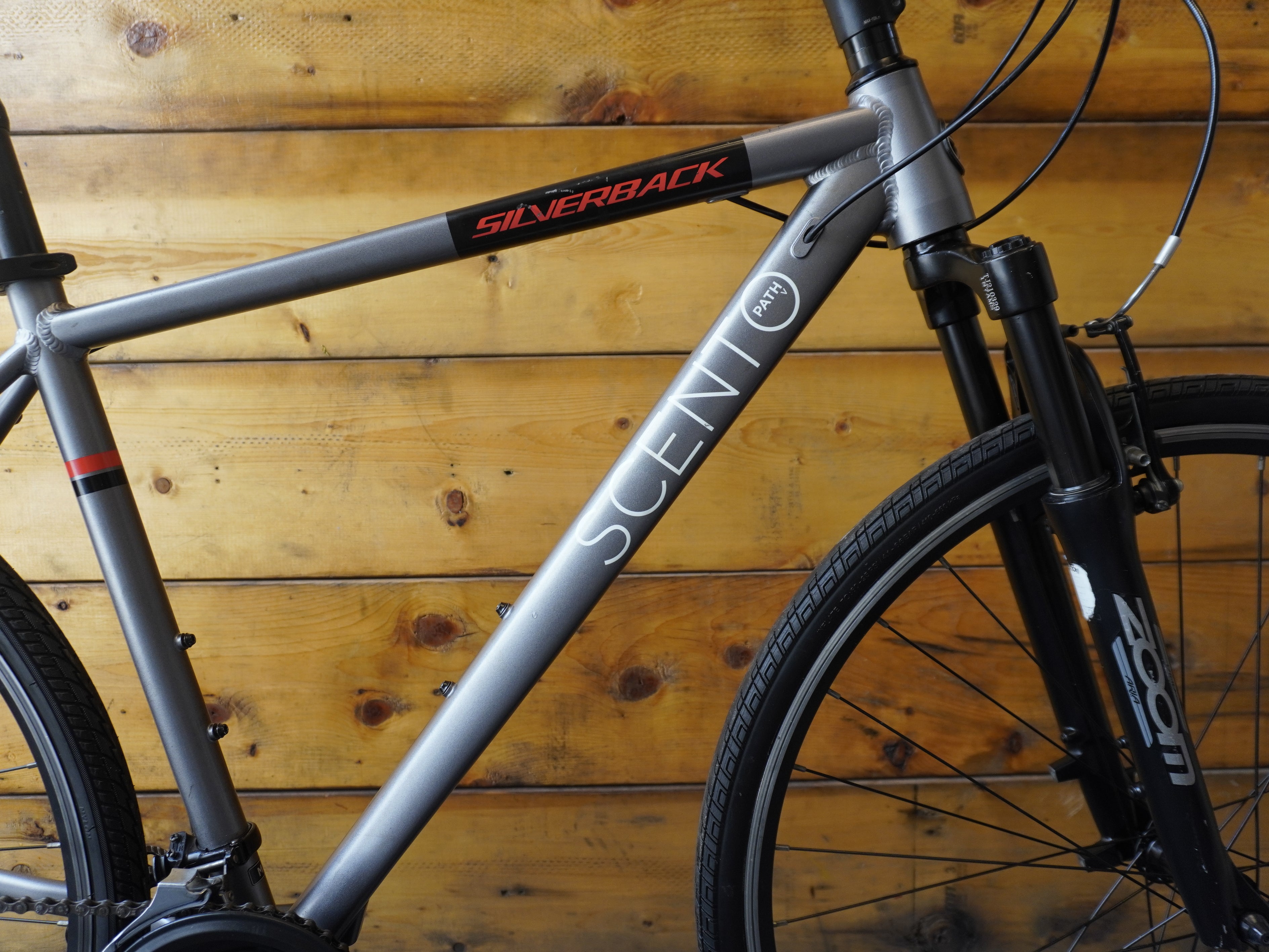 RENT Silverback Scento Path V Hybrid Bike