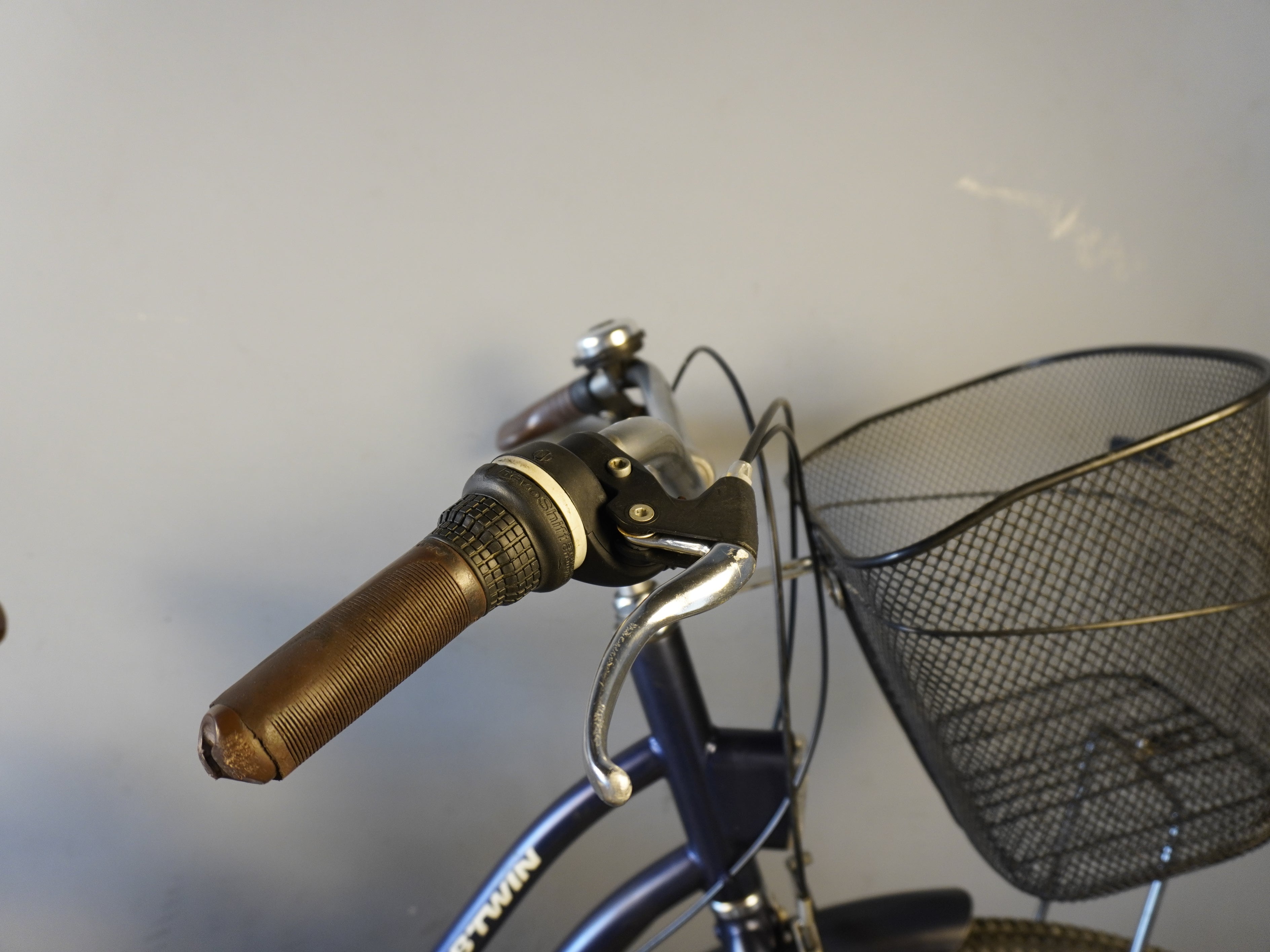 B'twin Elops 120 Cruiser Bike