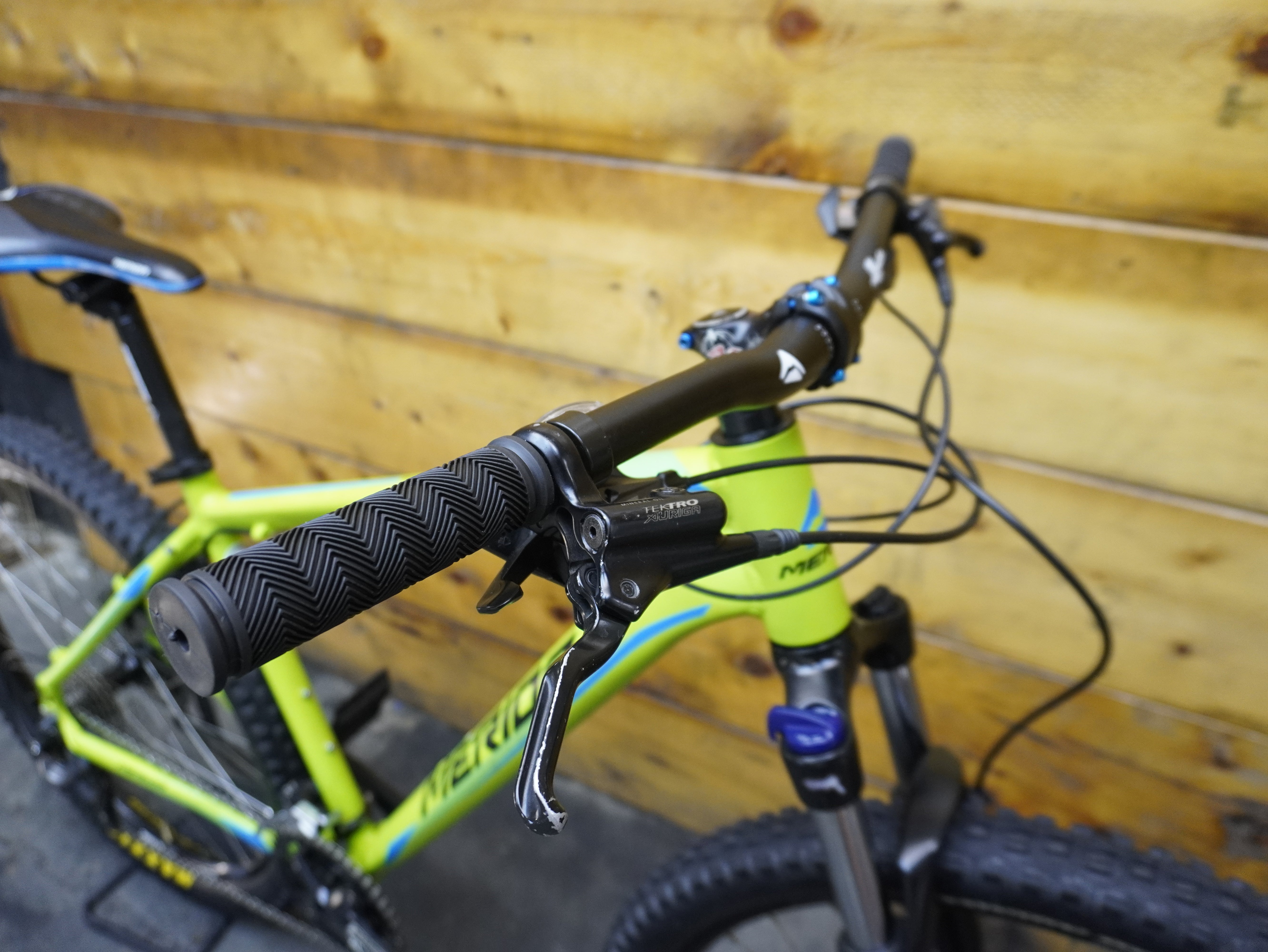 RENT Merida Big Seven 40 Mountain Bike
