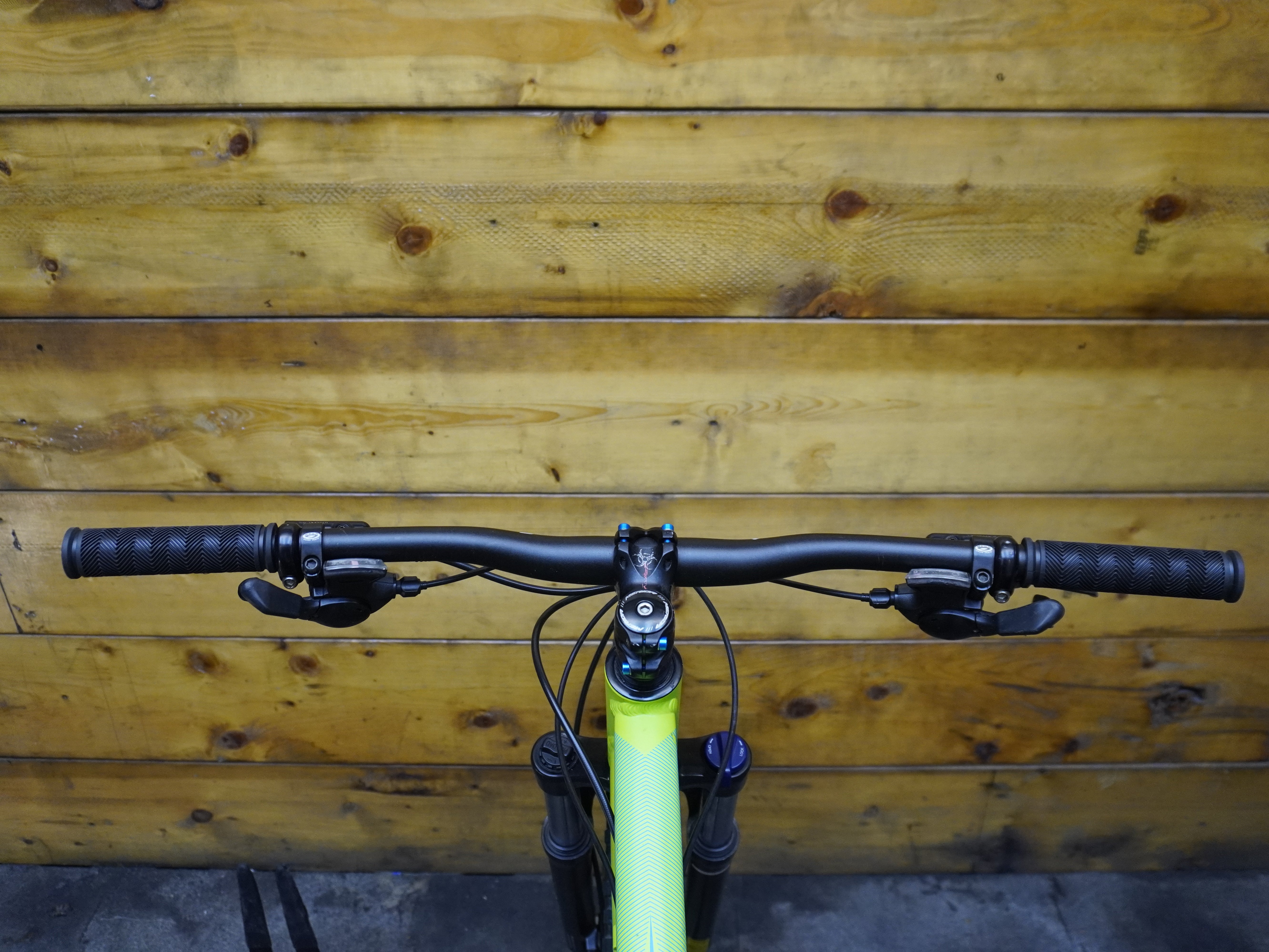 RENT Merida Big Seven 40 Mountain Bike