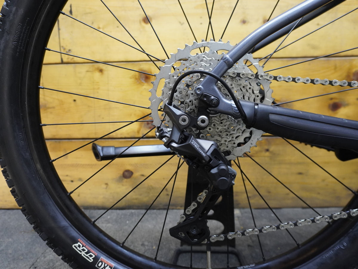 Trek Marlin 7 Mountain Bike