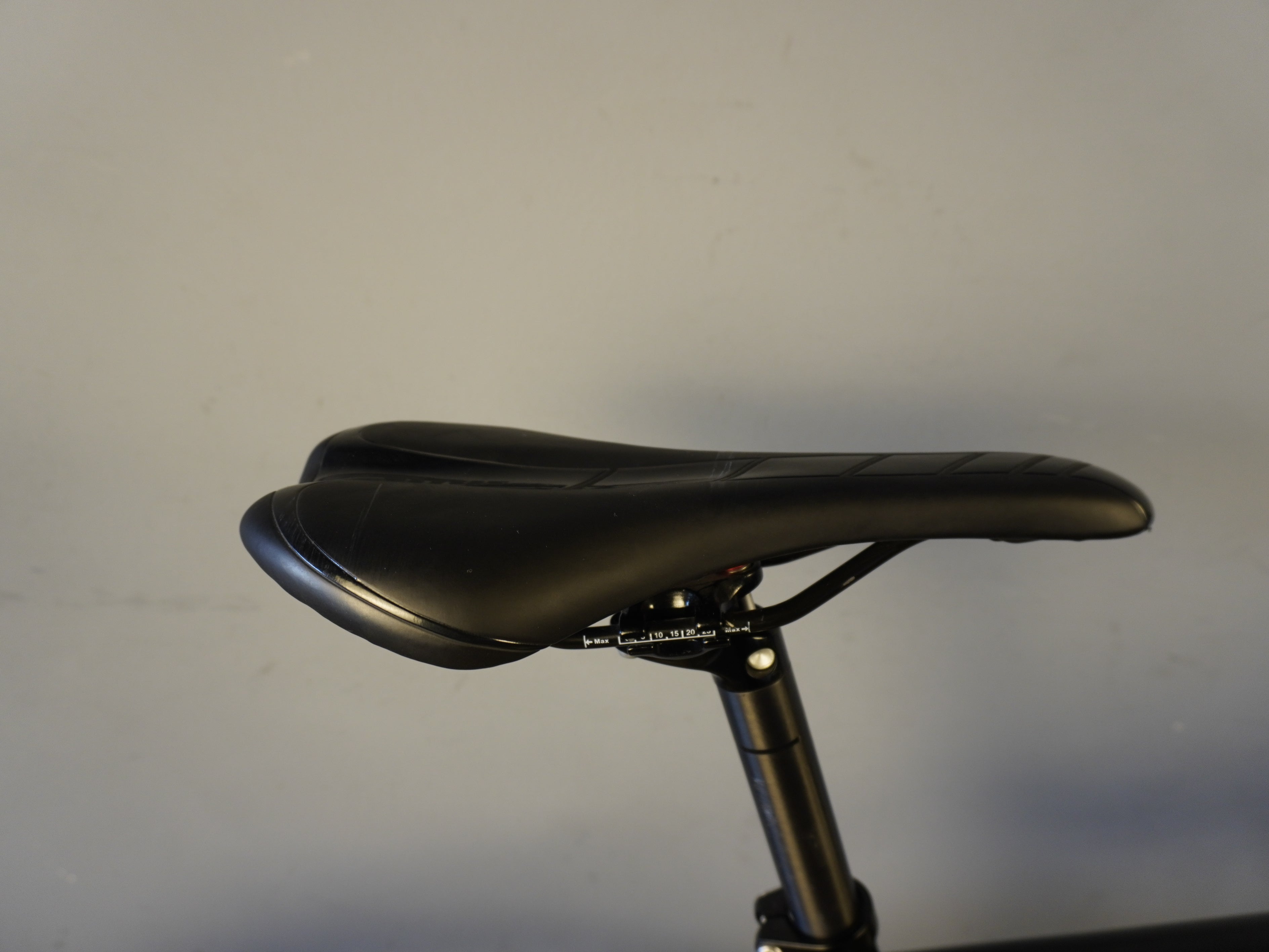 RENT Vitus Zenium CRS Road Bike