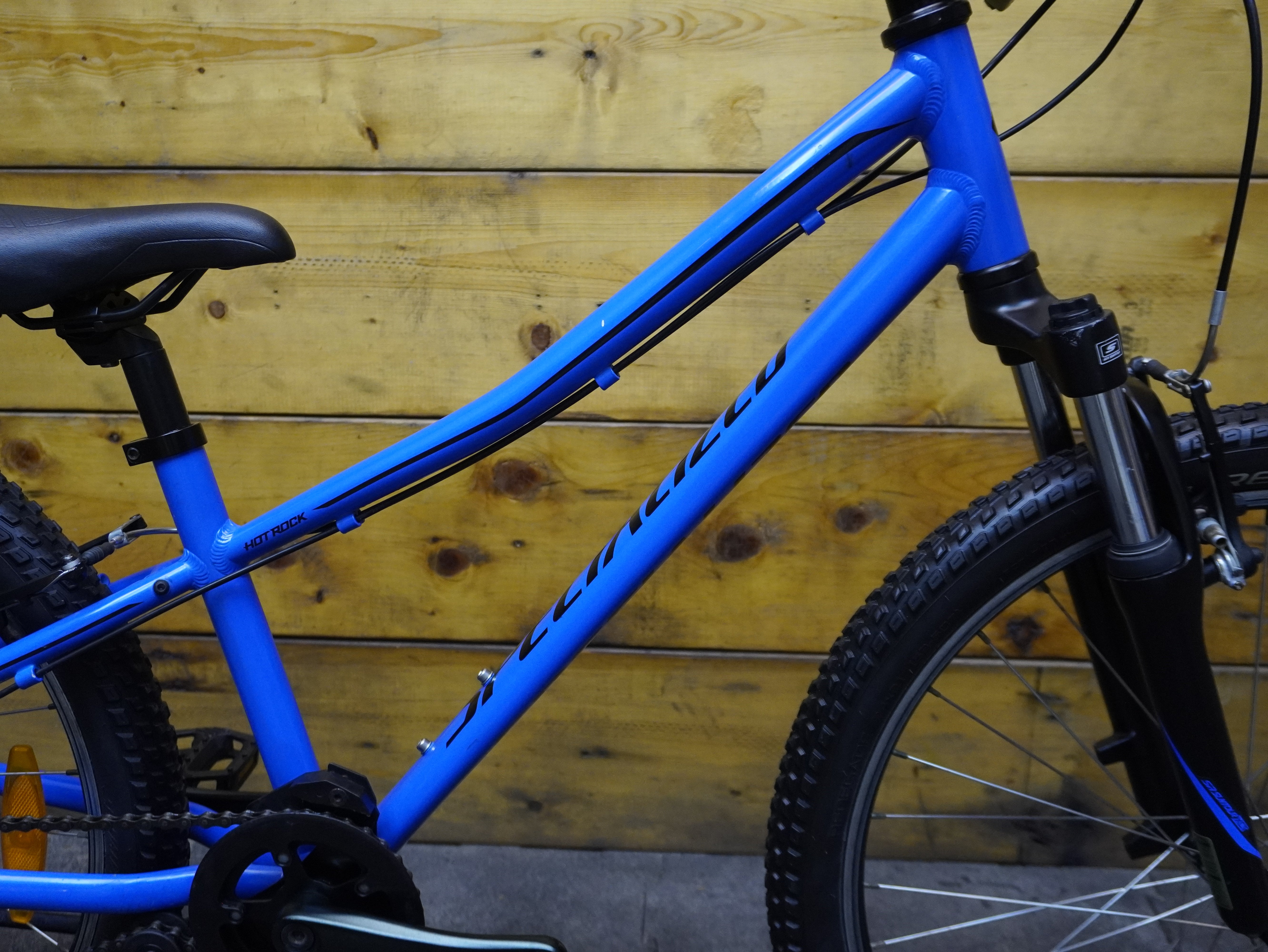 Specialized Hotrock 24" Kids' Bike
