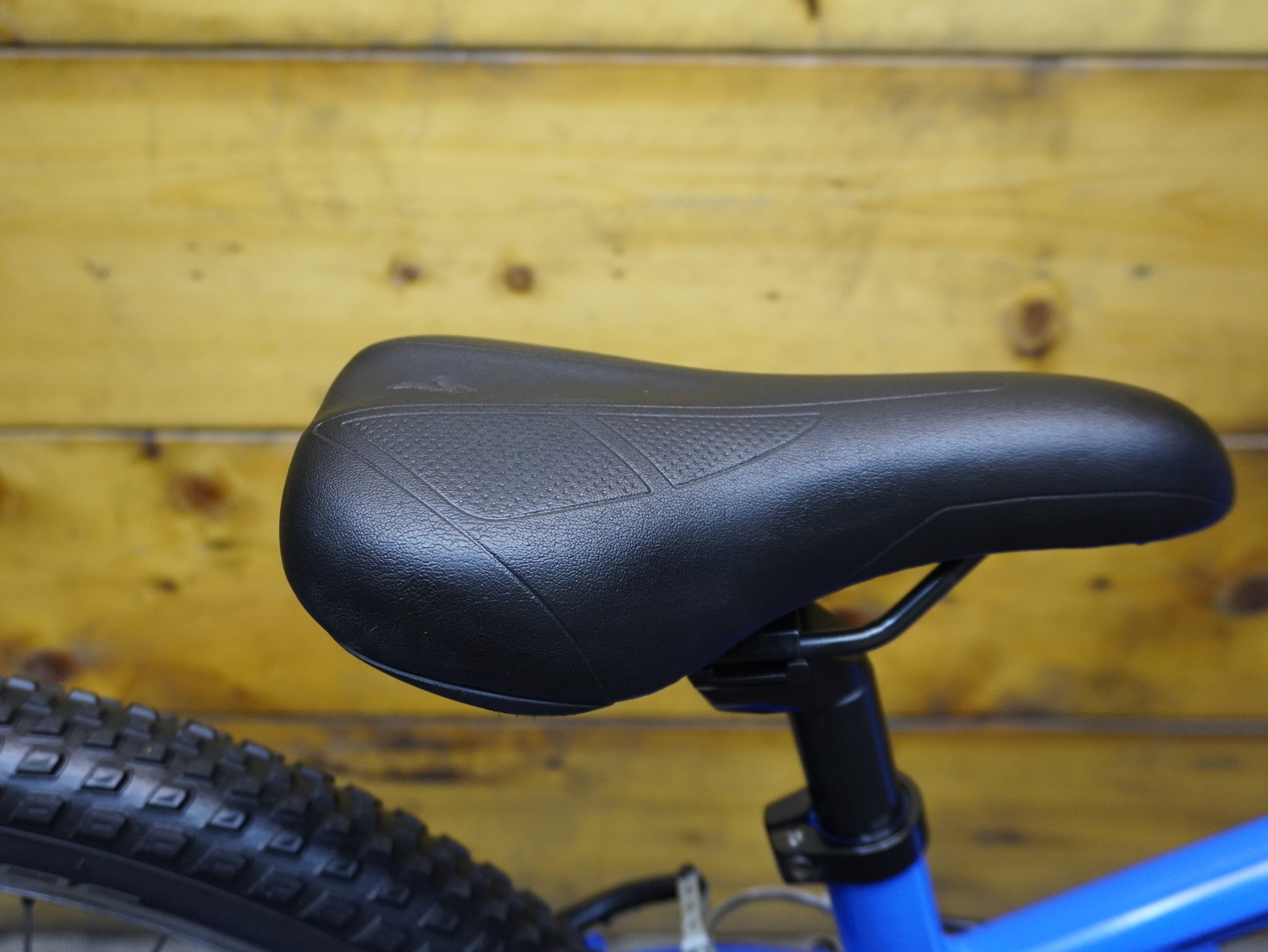 Specialized Hotrock 24" Kids' Bike