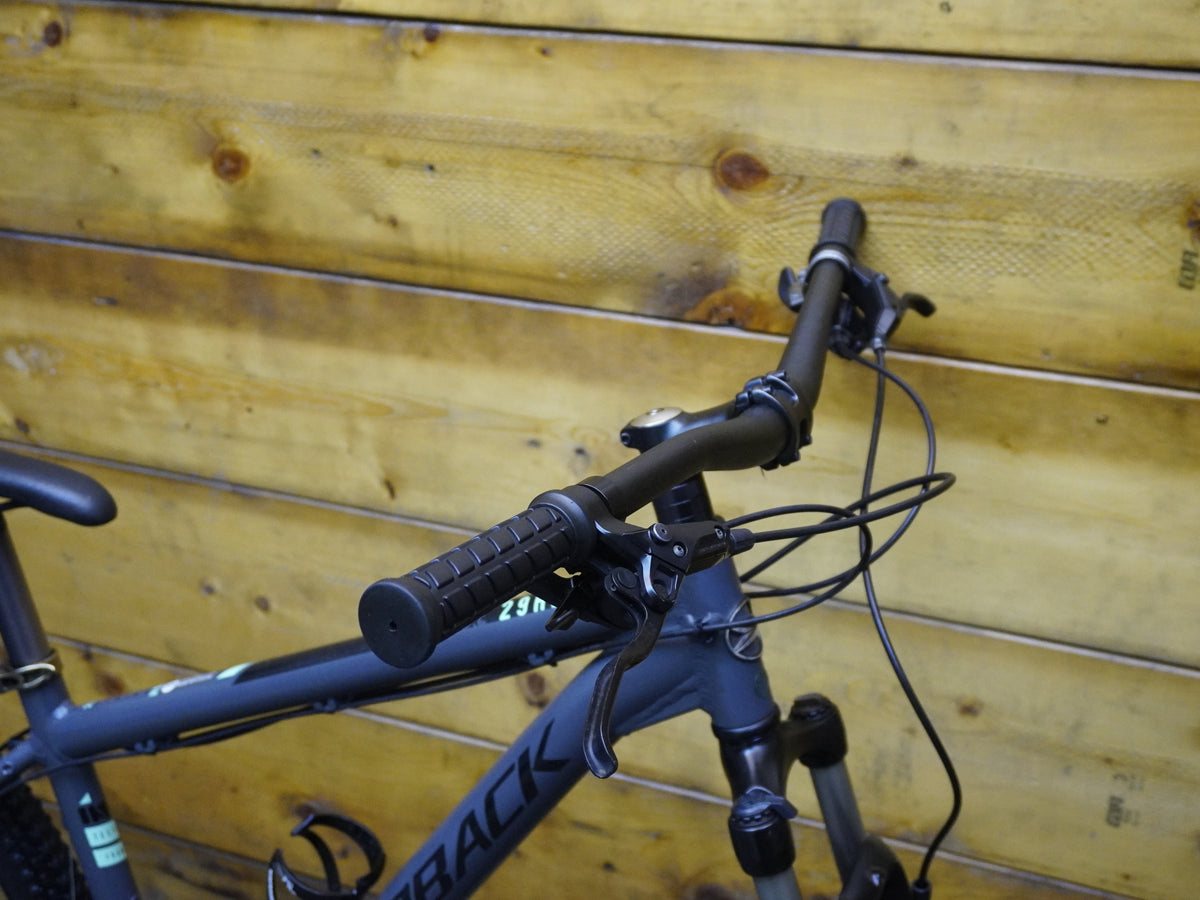 Silverback Stride 29 HD9 Mountain Bike