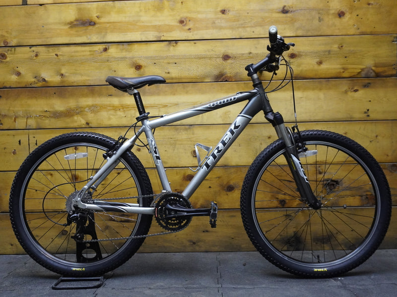 Trek 4400 Mountain Bike