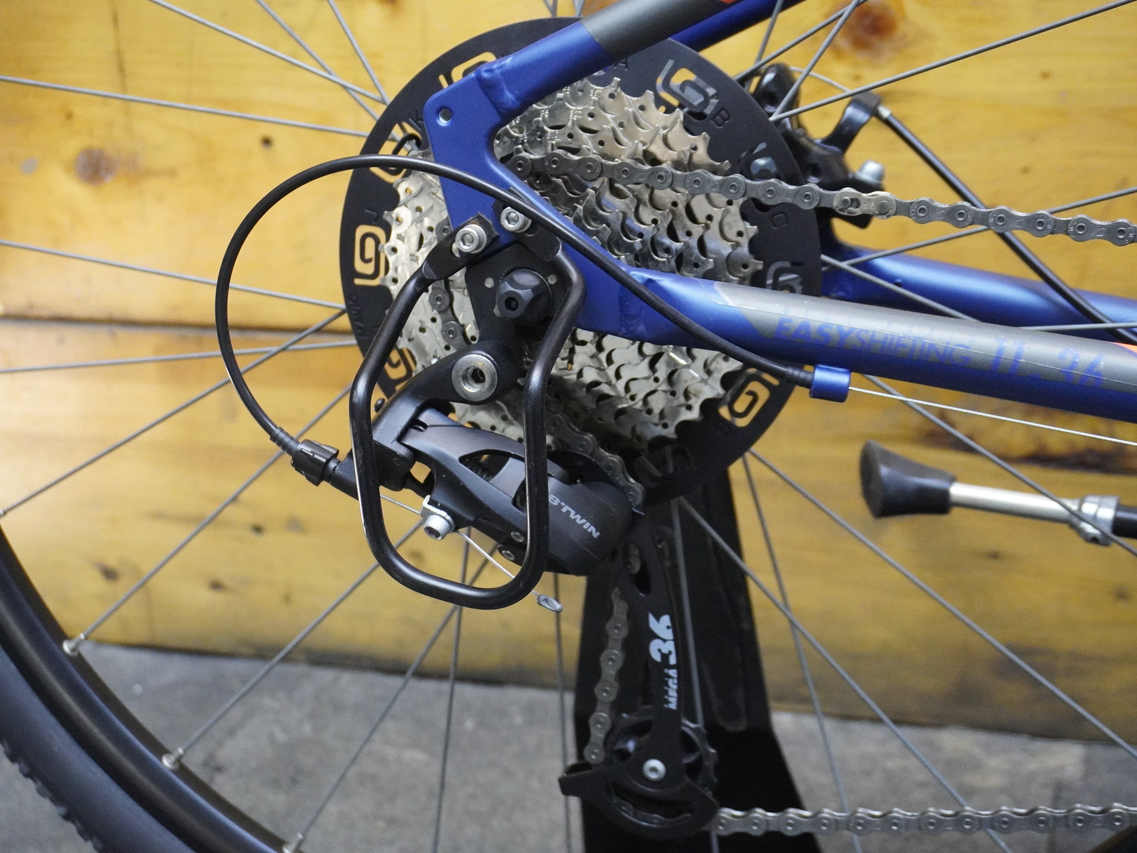 Decathlon Riverside 500 Hybrid Bike