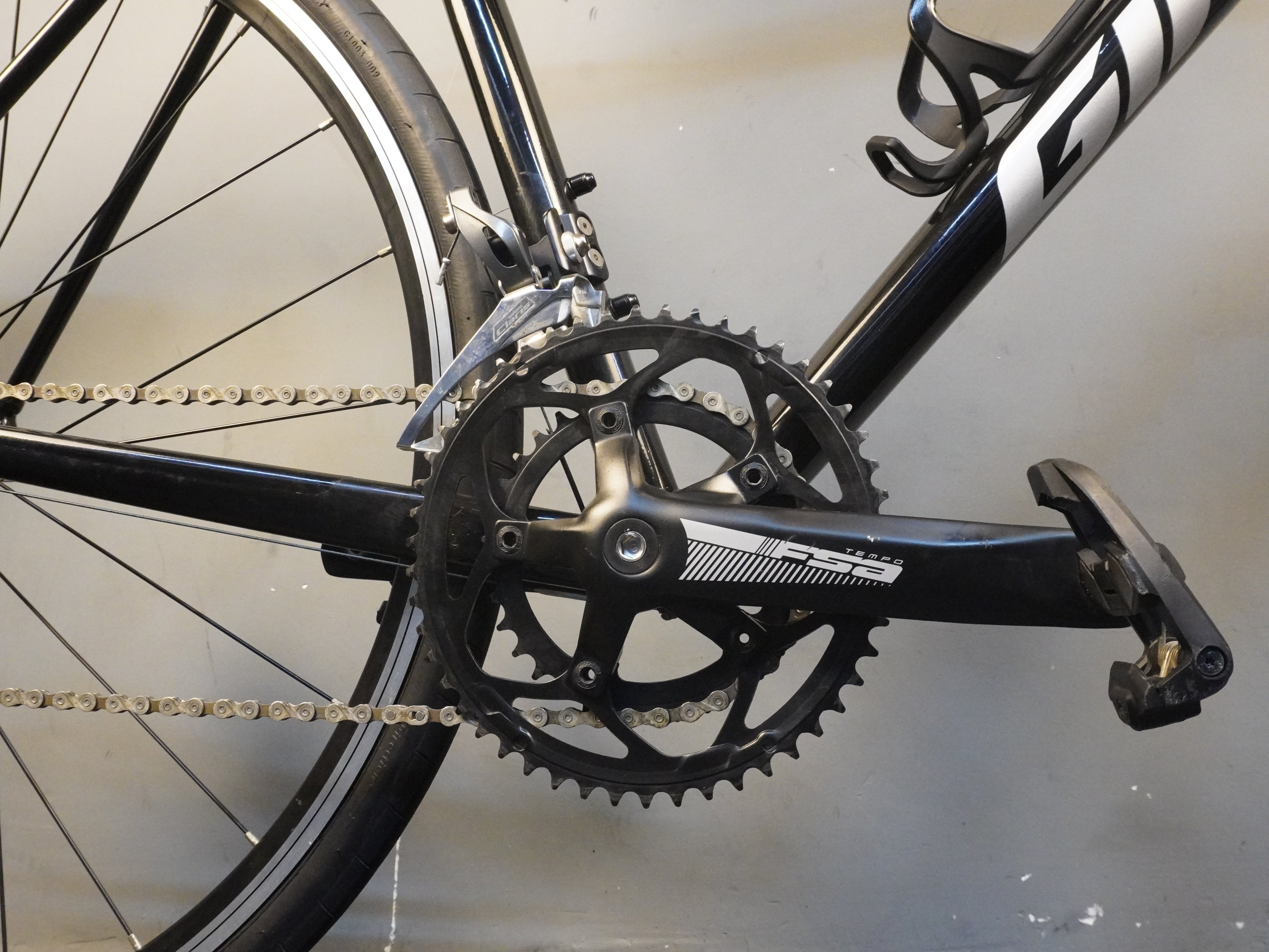 Giant Contend 3 Road Bike